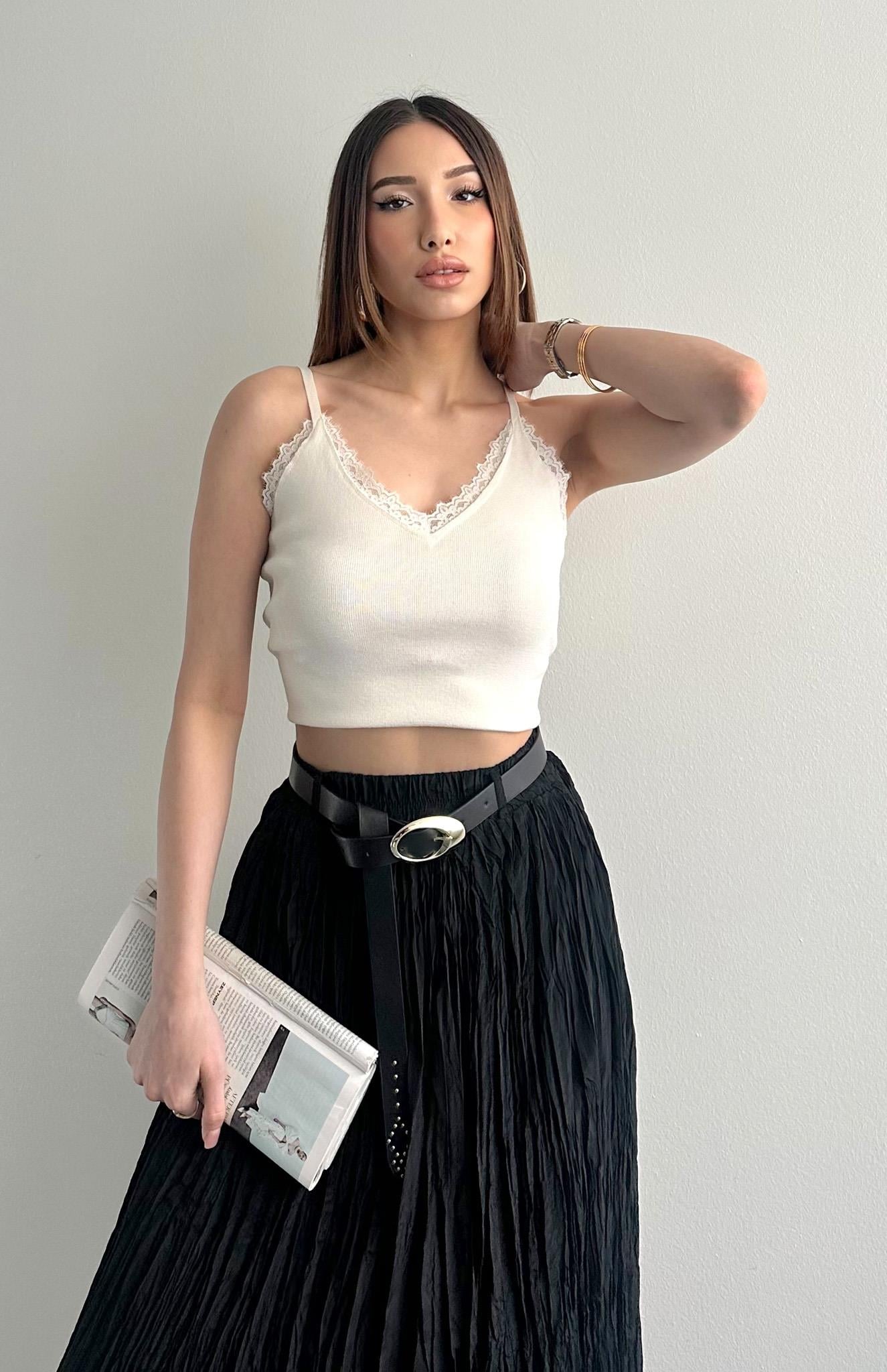 Dantel Detaylı Triko Atlet KREM