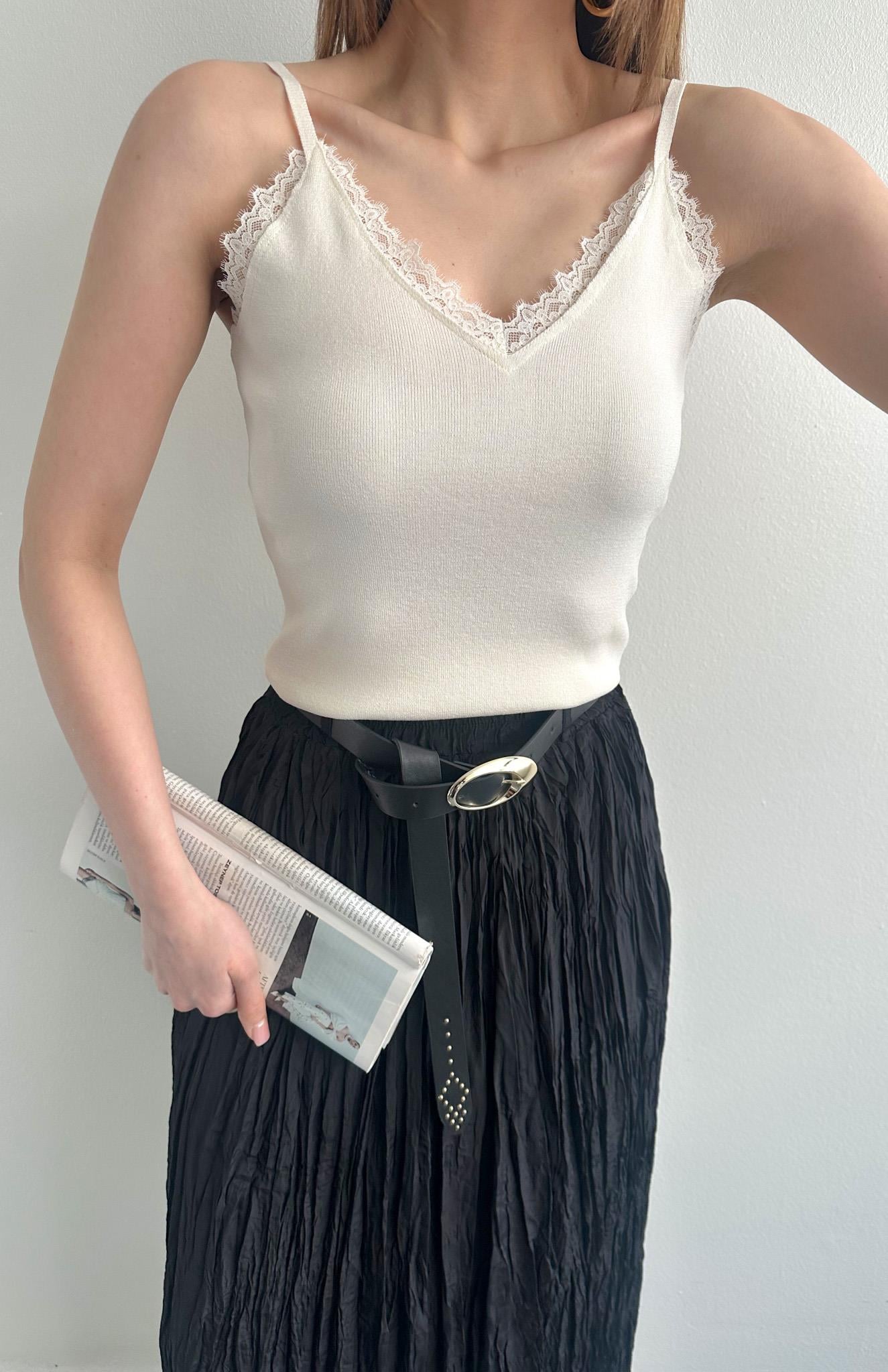 Dantel Detaylı Triko Atlet KREM