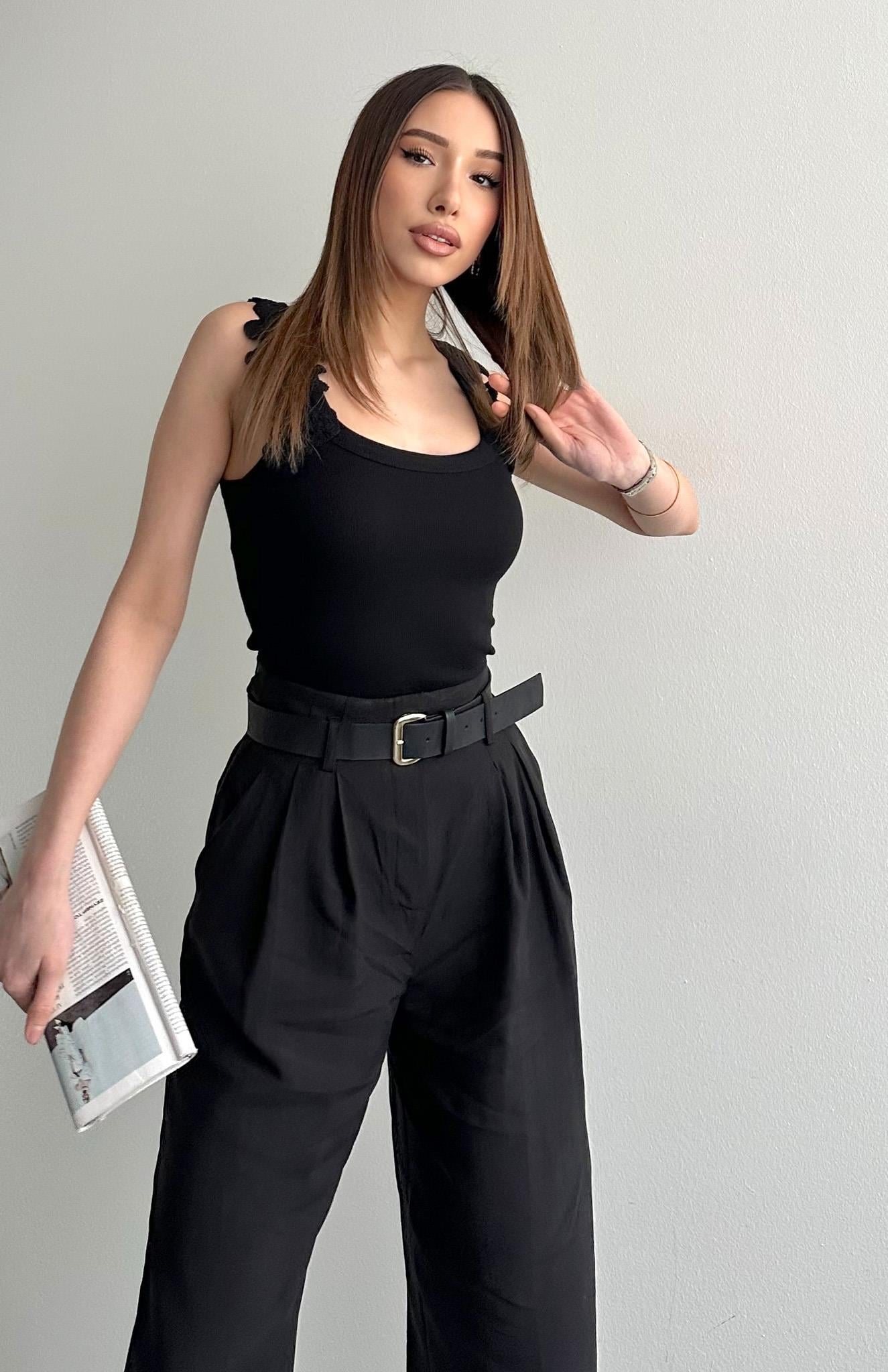 Omuzdan Dantelli Atlet SİYAH