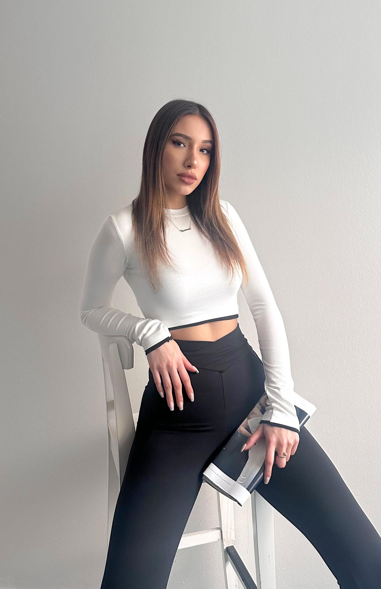 Biye Detaylı Bluz EKRU