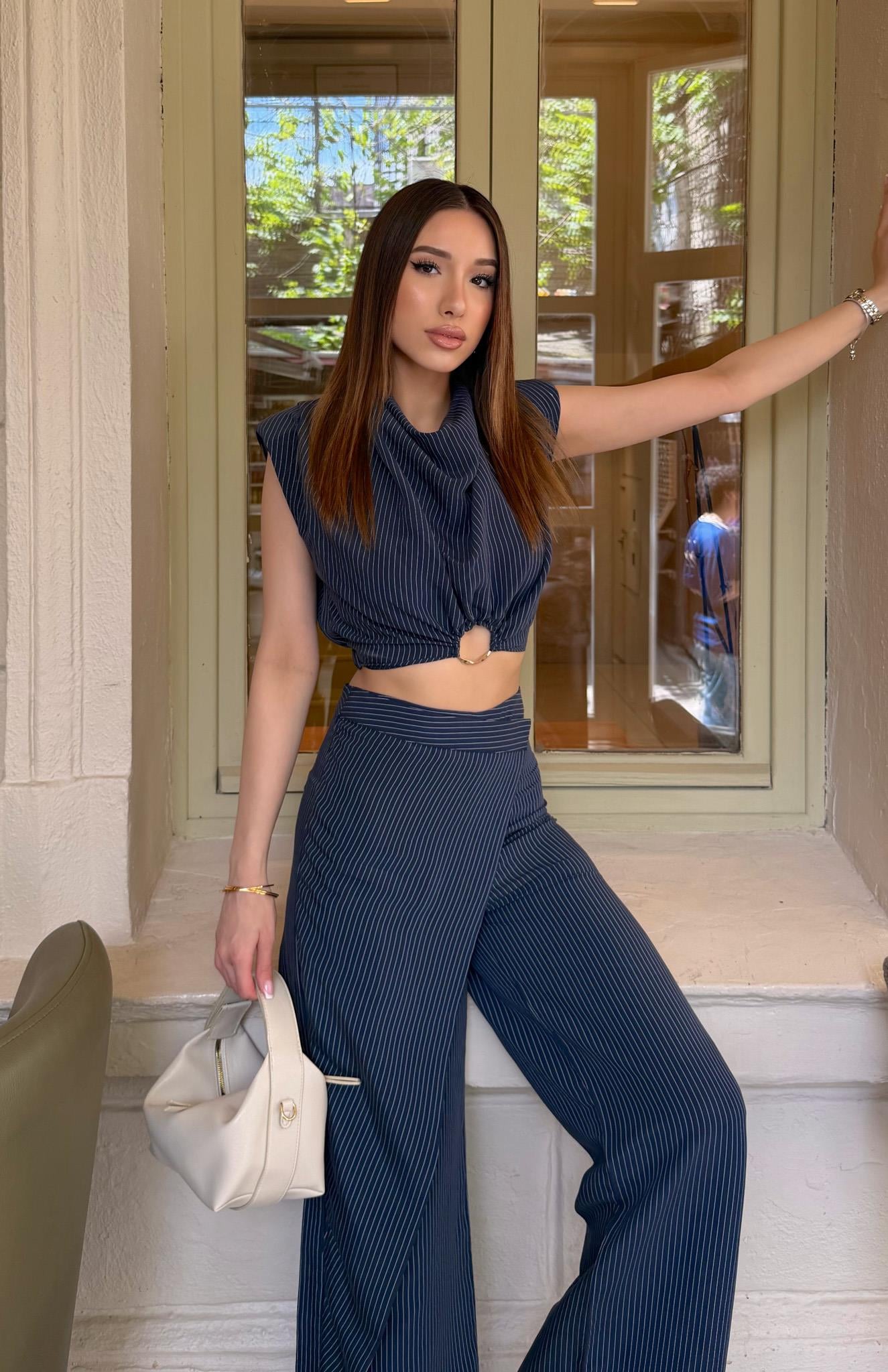 Toka Detaylı Bluz LACİVERT