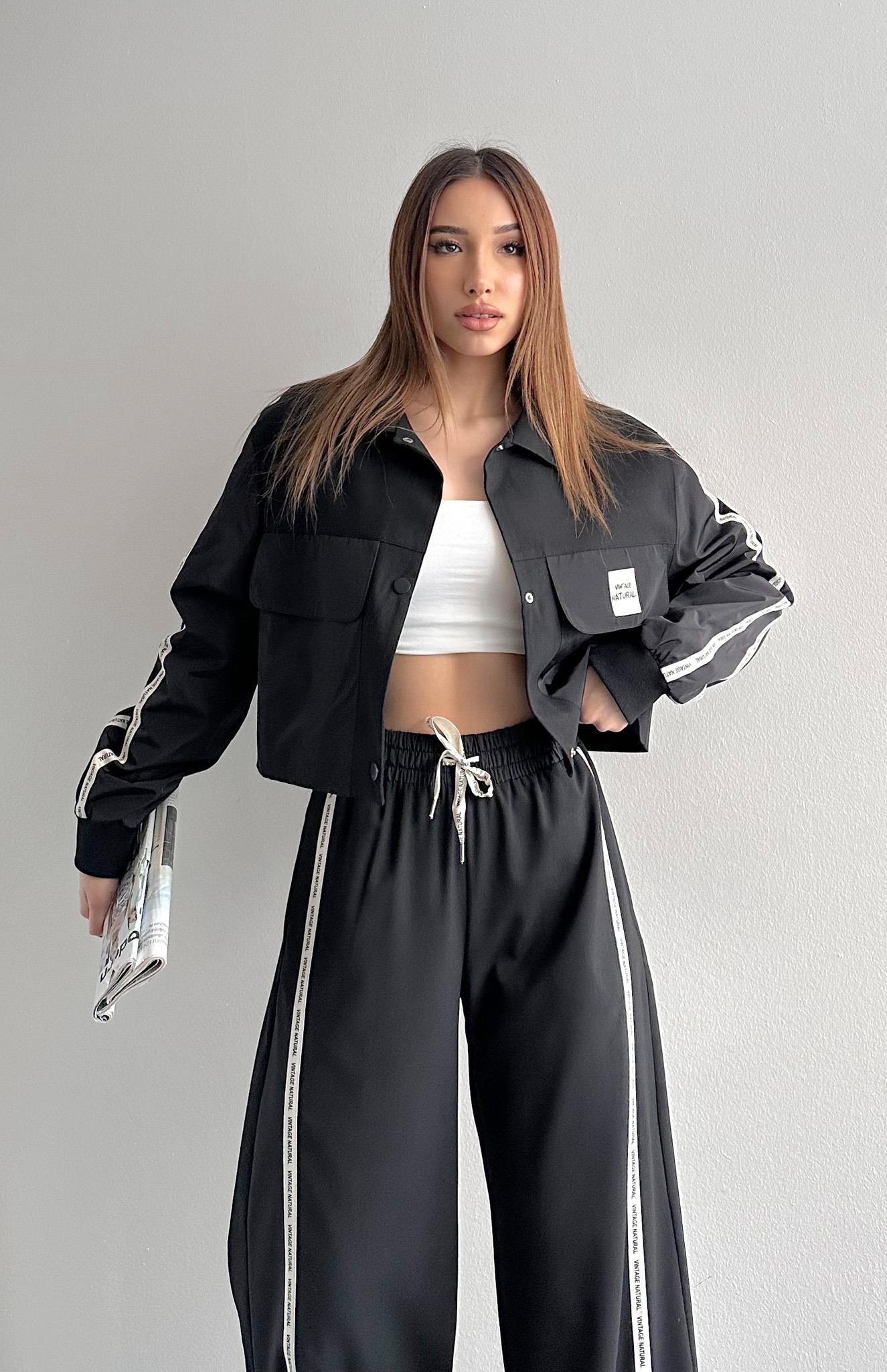 Kumaş Matchli Etiket Detaylı Ceket SİYAH