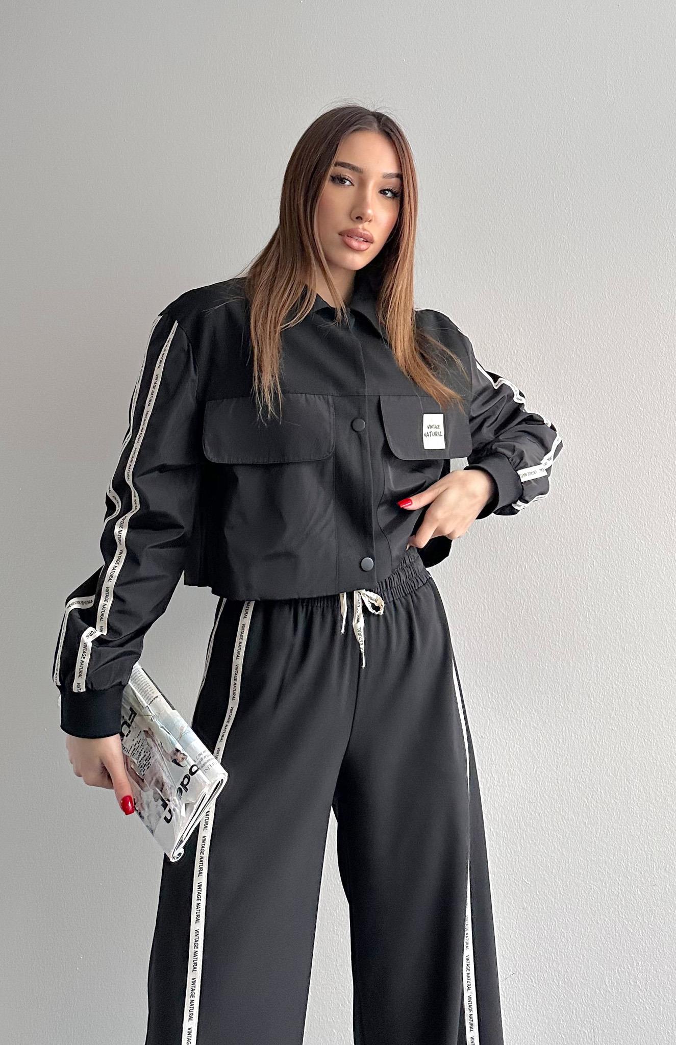 Kumaş Matchli Etiket Detaylı Ceket SİYAH