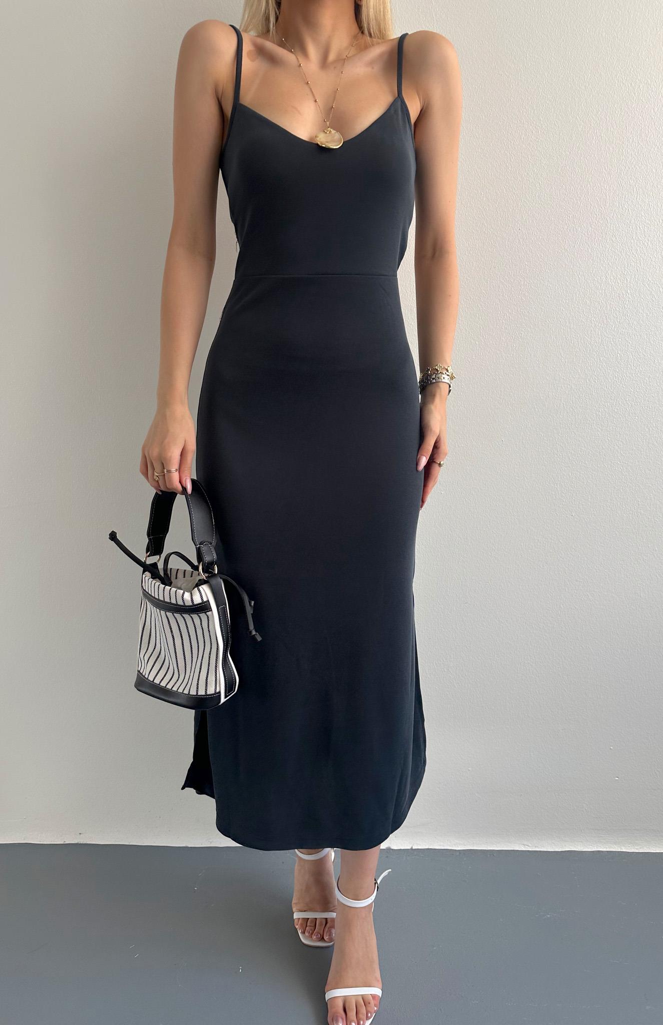 Askılı Arka Bağlamalı Elbise SİYAH