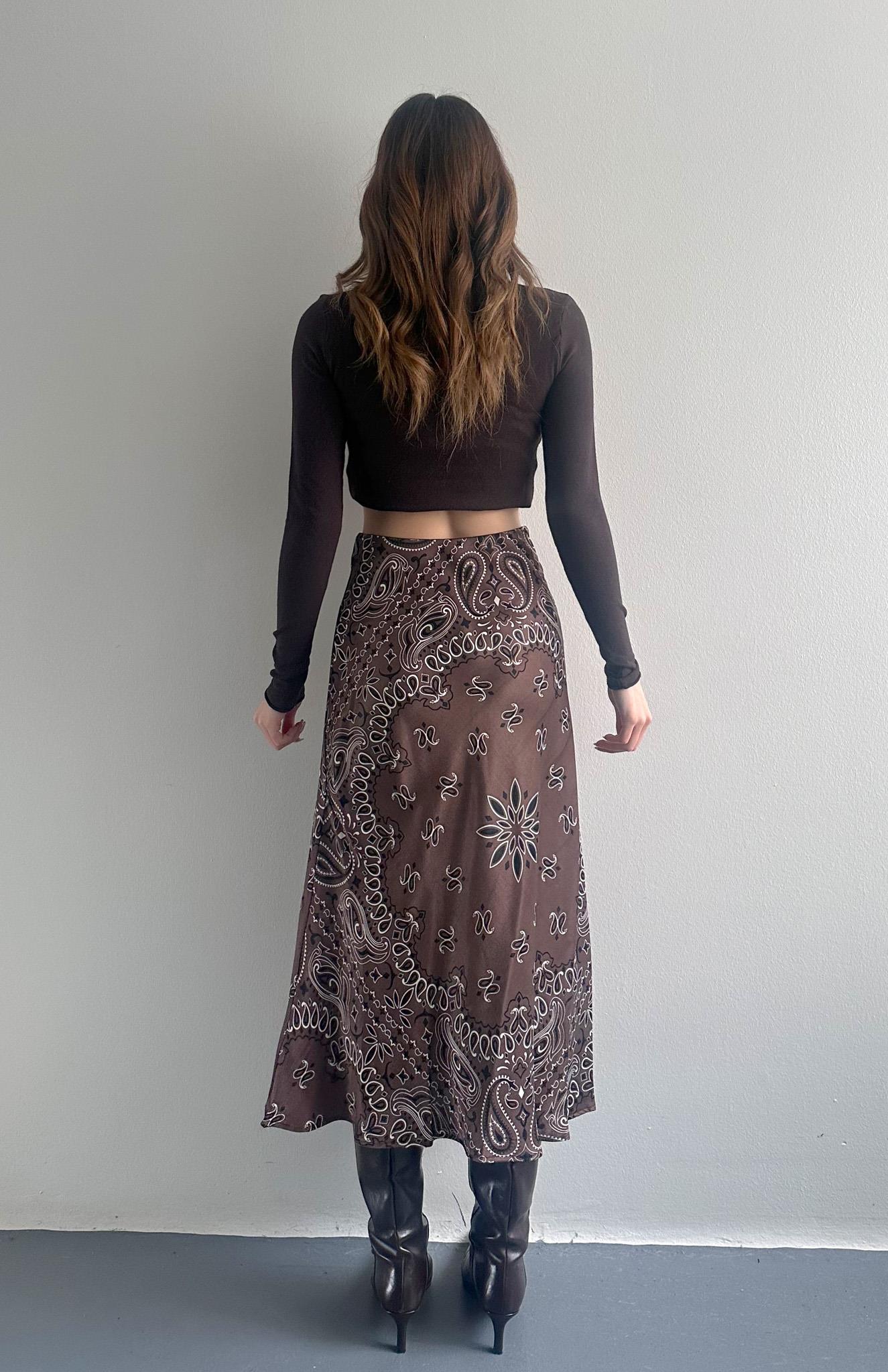 Şal Desen Saten Etek KAHVERENGİ