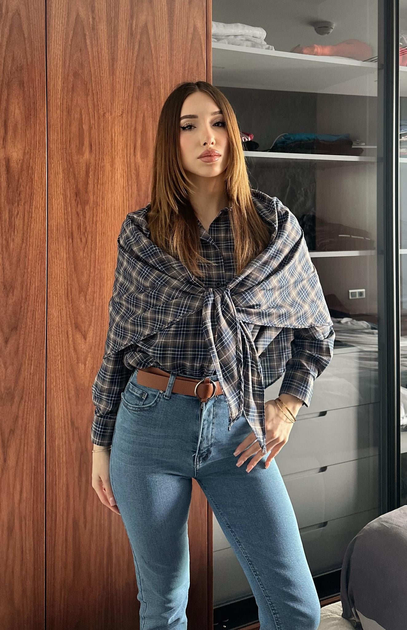 Mendilli Ekose Gömlek LACİ İNCE