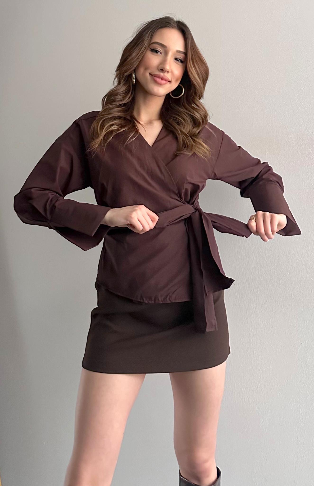 Önü Kruvaze Bağlamalı Pileli Gömlek KAHVERENGİ