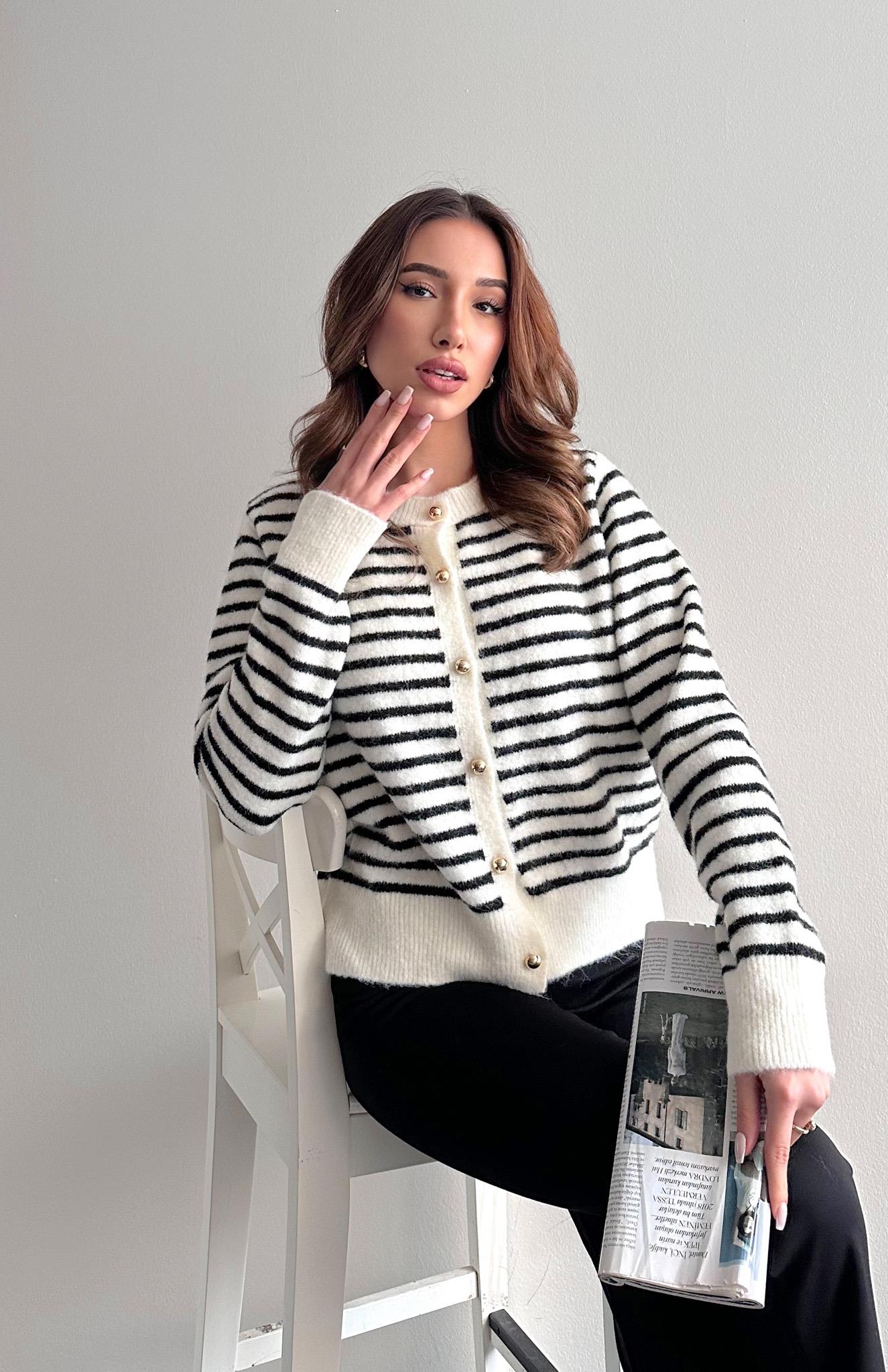 Gold Düğmeli Çizgili Hırka EKRU