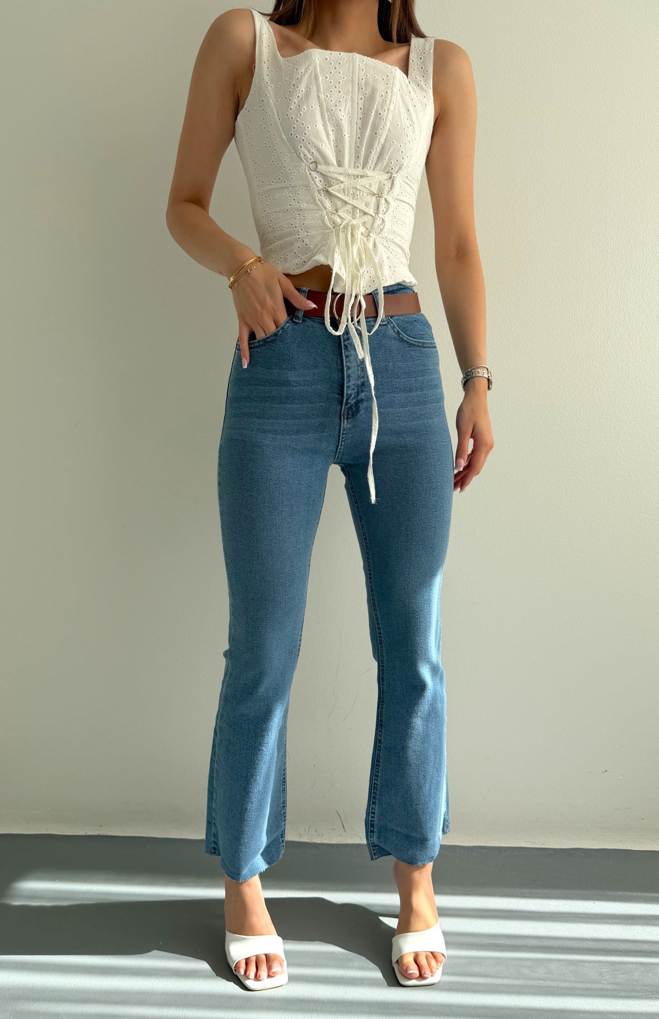 Bol Paça Kemerli Pantolon 013