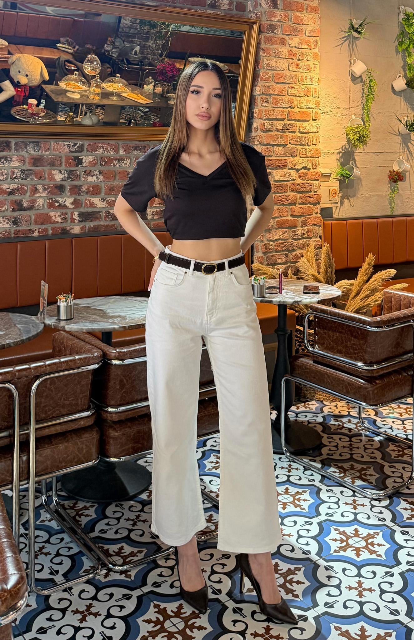Kemerli Kısa Pantolon BEYAZ