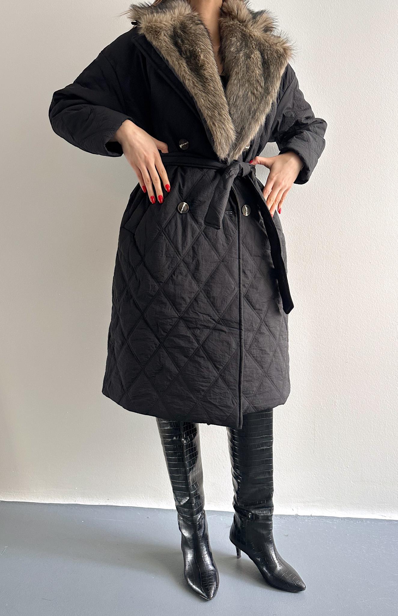 Baklava Kapitone Çikma Kürk Yakalı Mony SİYAH