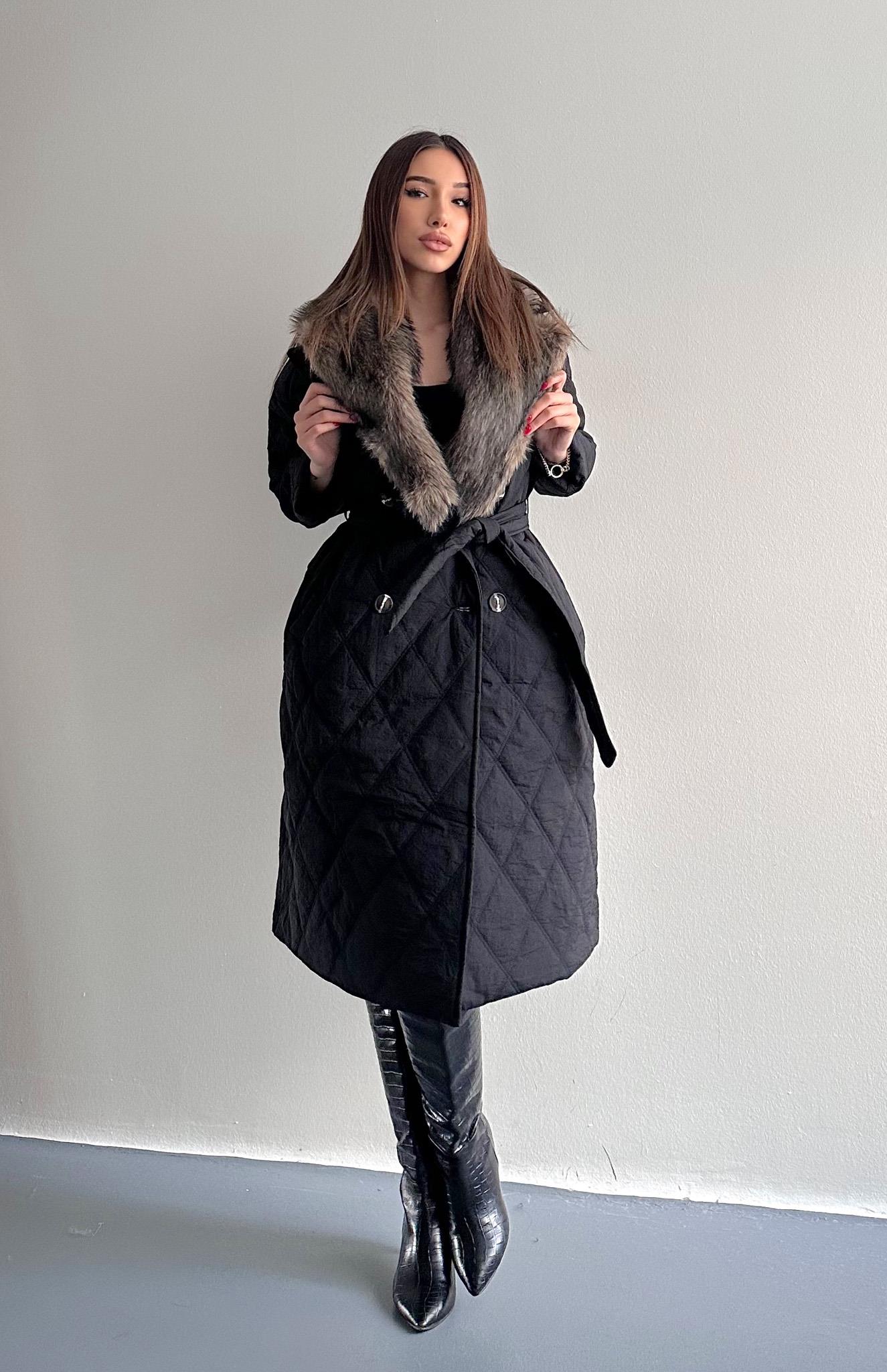 Baklava Kapitone Çikma Kürk Yakalı Mony SİYAH