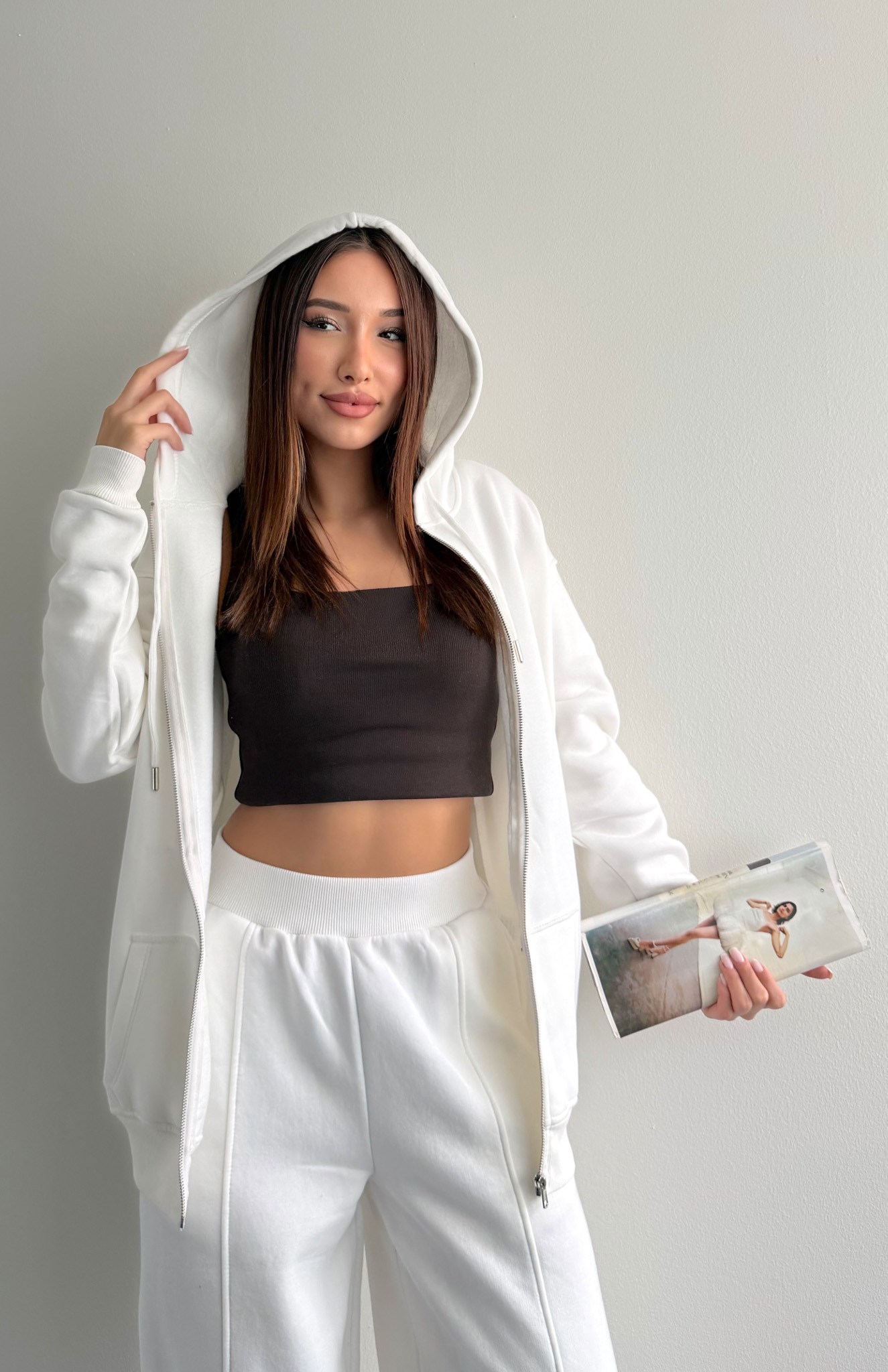 Fermuarlı Kanguru Cepli Sweatshırt EKRU
