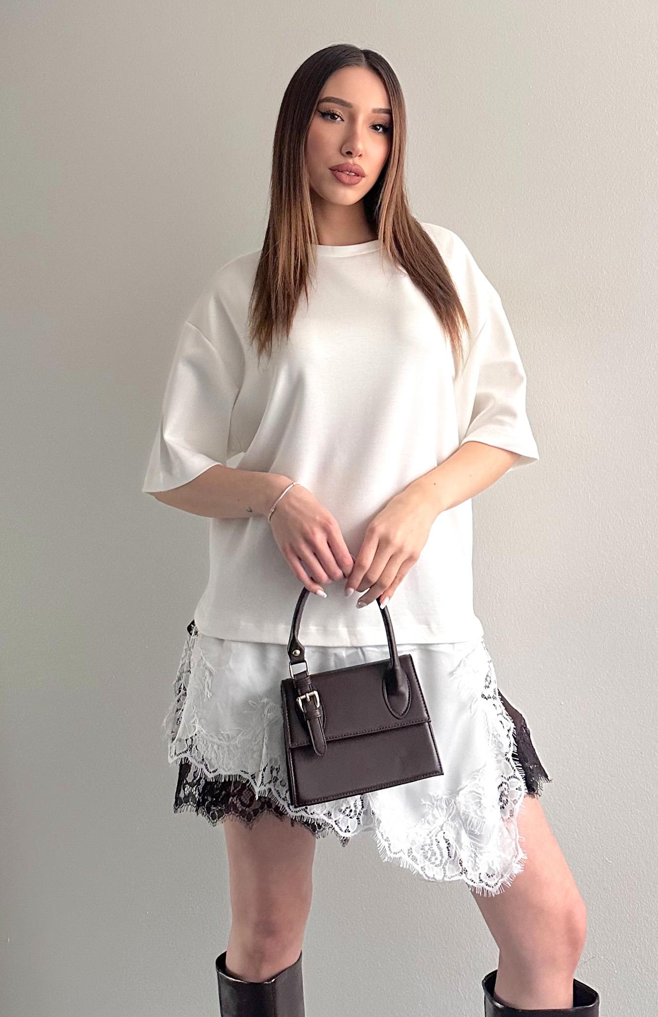 Eteği Dantelli Tshırt BEYAZ