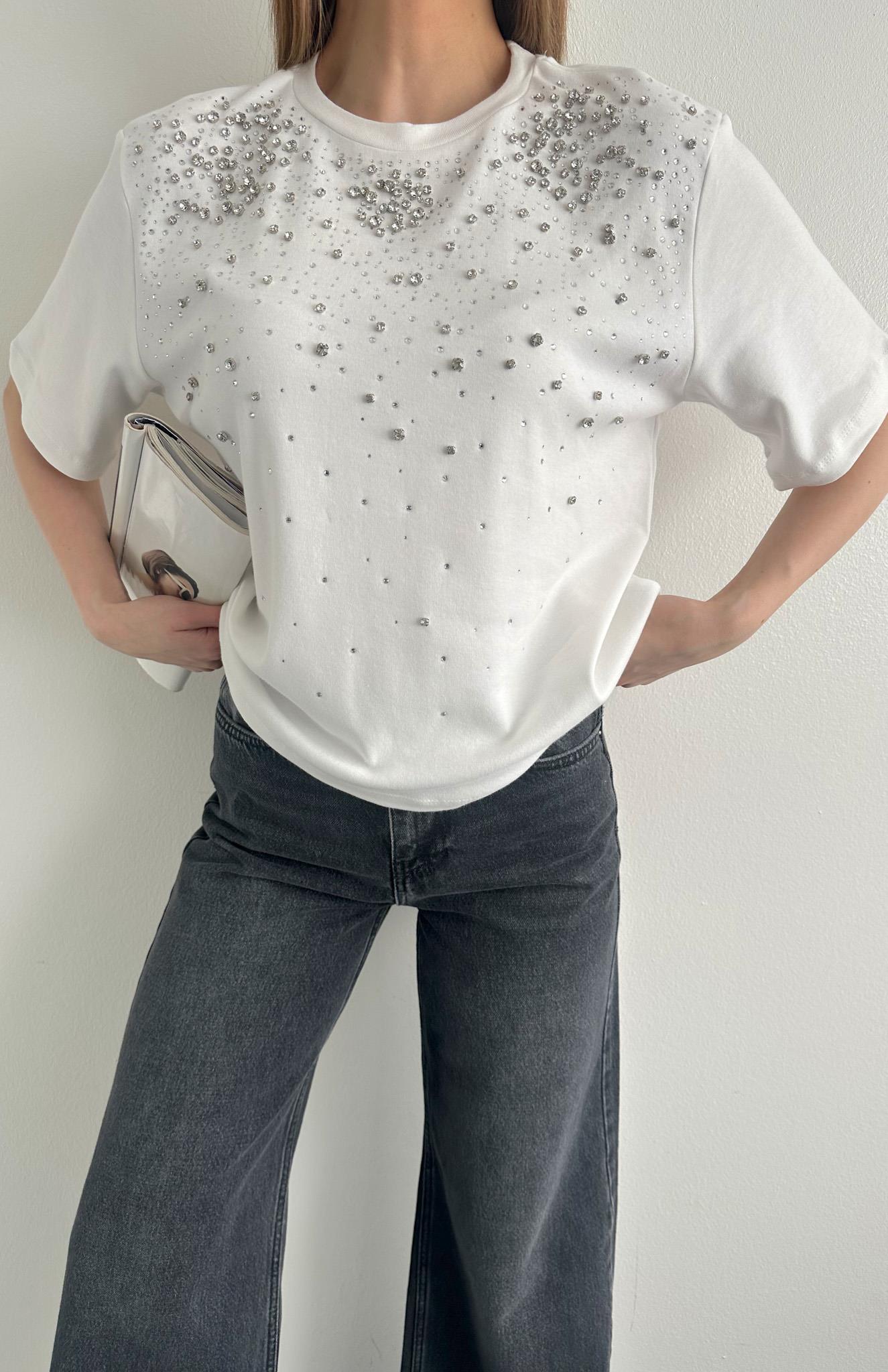 Önü Taşlı Çakımlı Tshırt BEYAZ