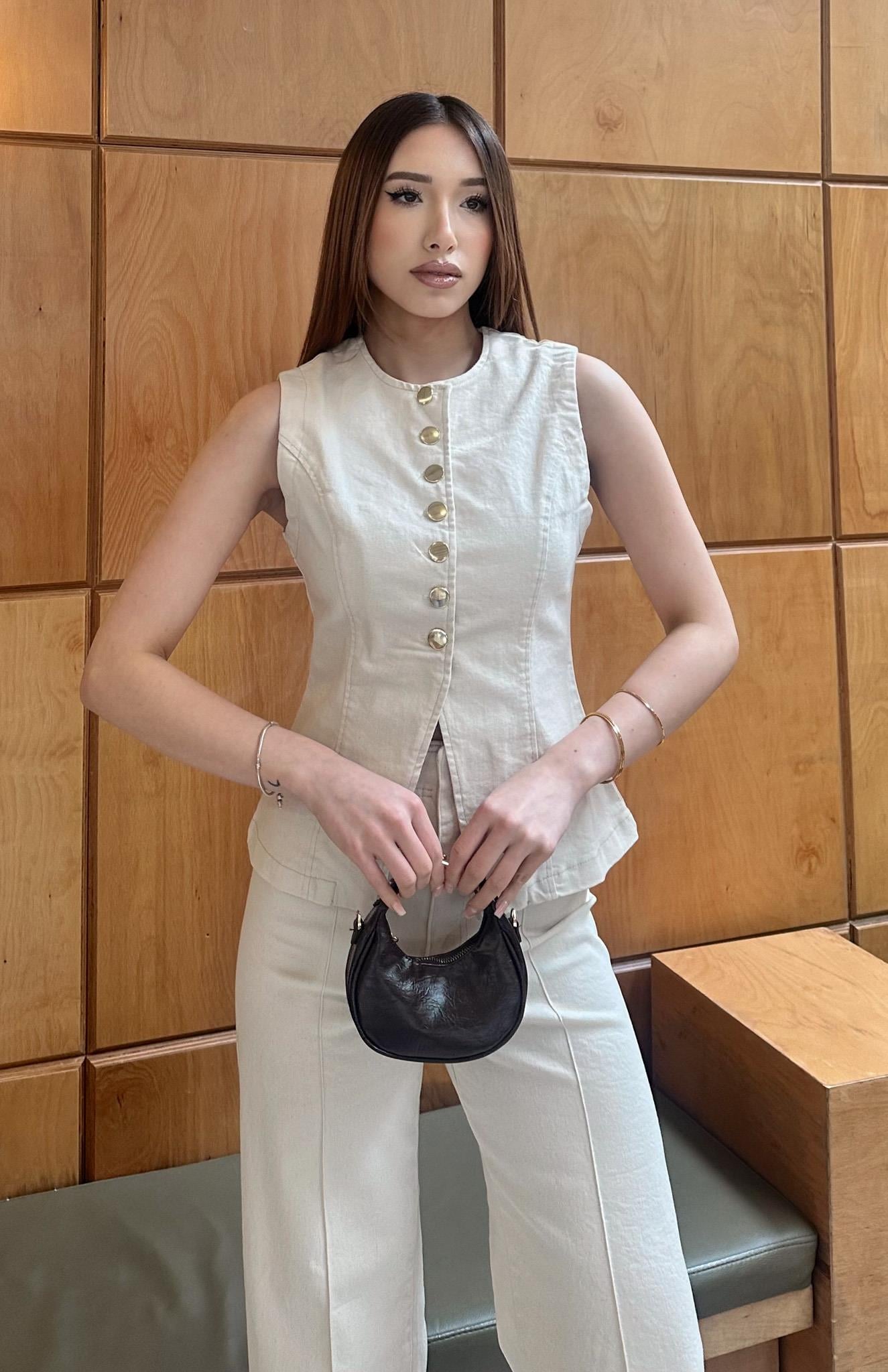 Önü Üçgen Yelek BEJ