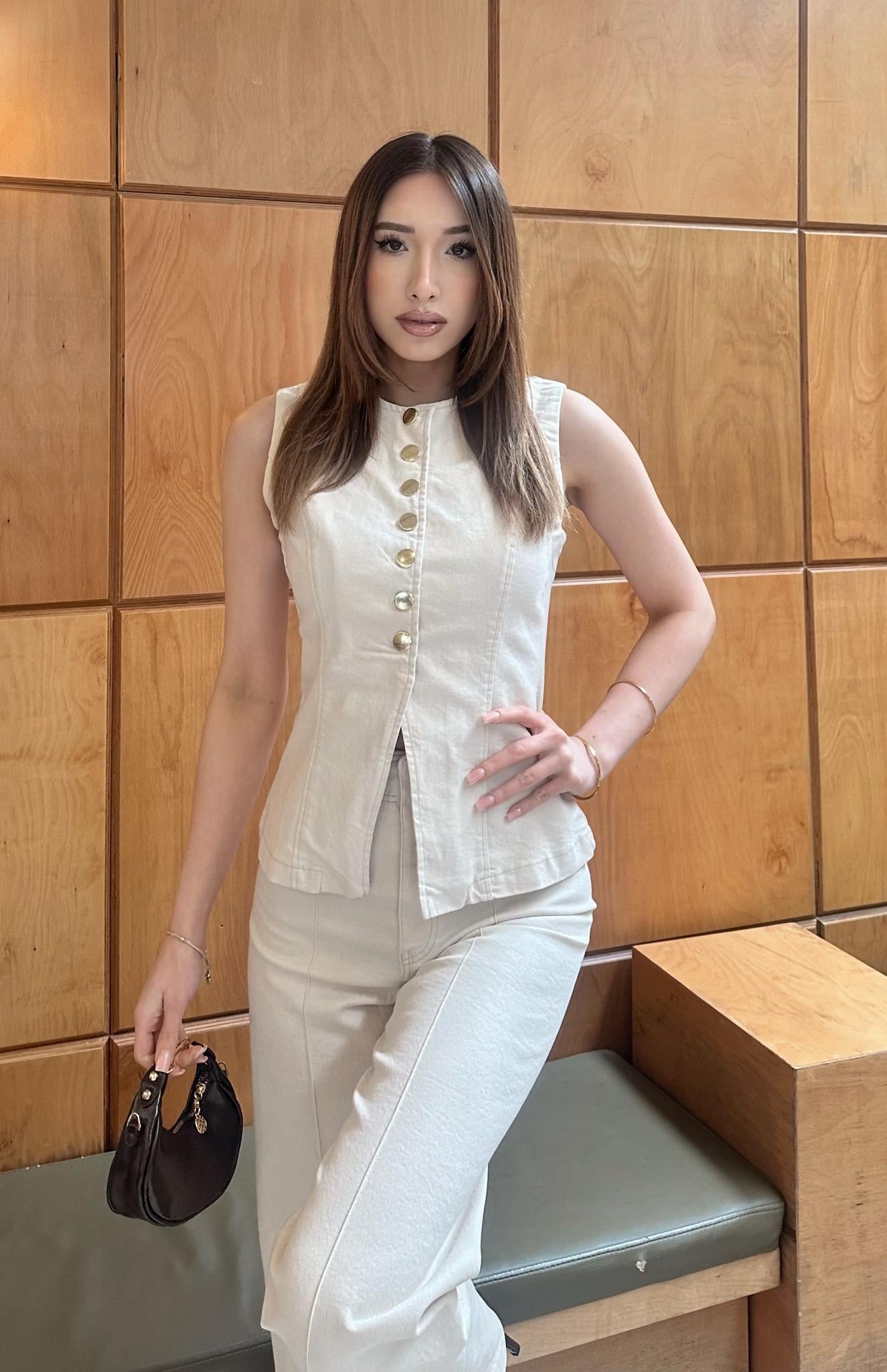 Önü Üçgen Yelek BEJ