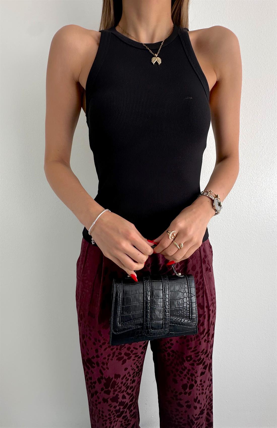 Geniş Biyeli Atlet SİYAH