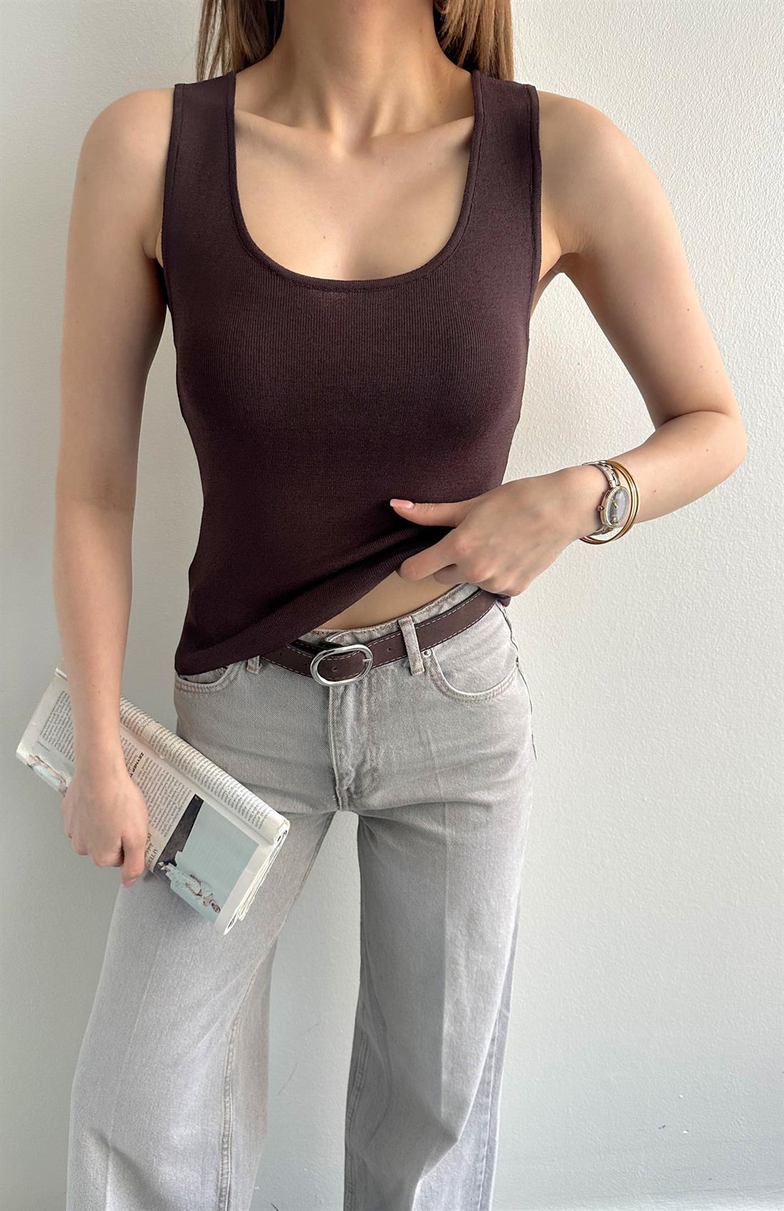 Oval Yaka Elitli Lubin Triko Atlet KAHVERENGİ