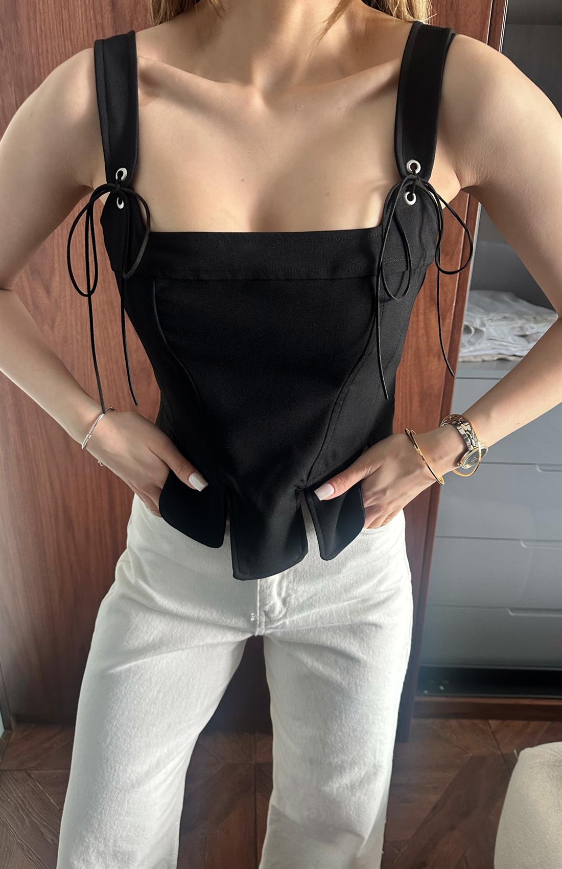 Askı Detaylı Korse Bluz SİYAH