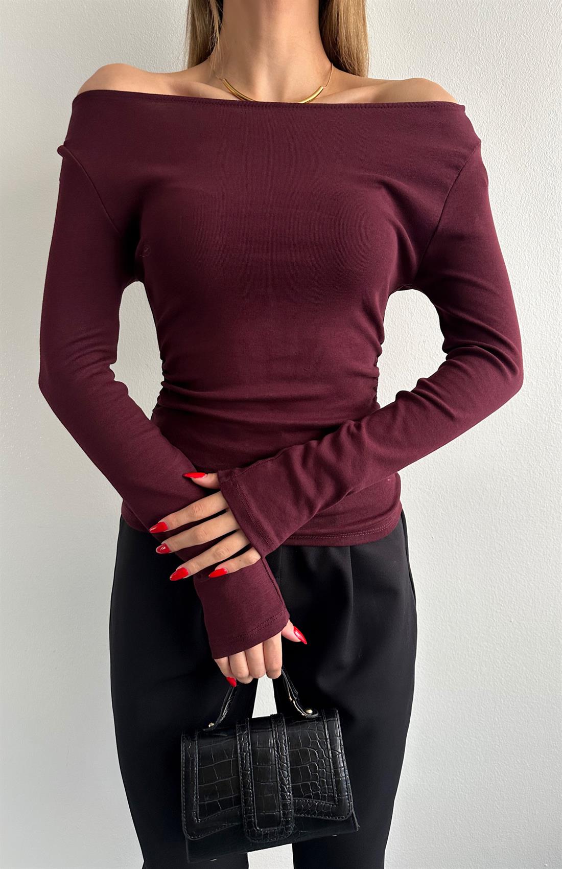 Büzgülü Kayık Yaka Bluz BORDO