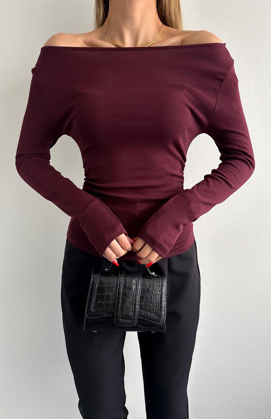 Büzgülü Kayık Yaka Bluz BORDO