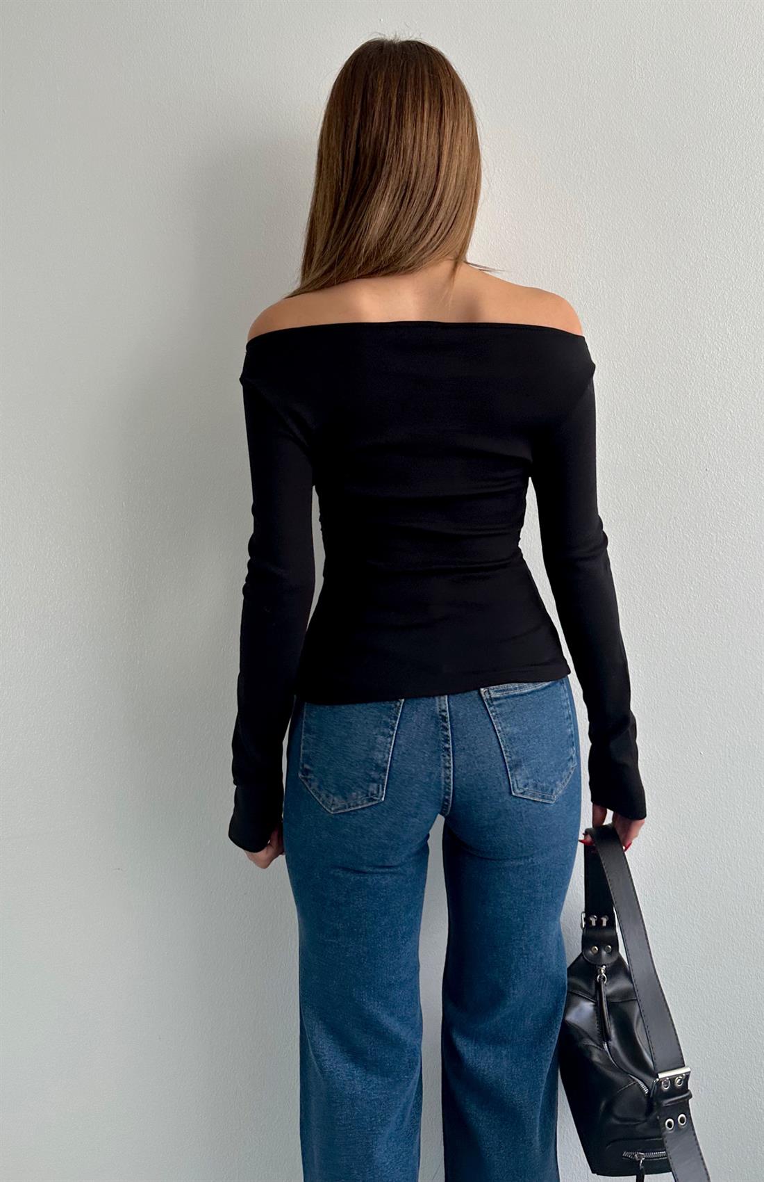 Büzgülü Kayık Yaka Bluz SİYAH