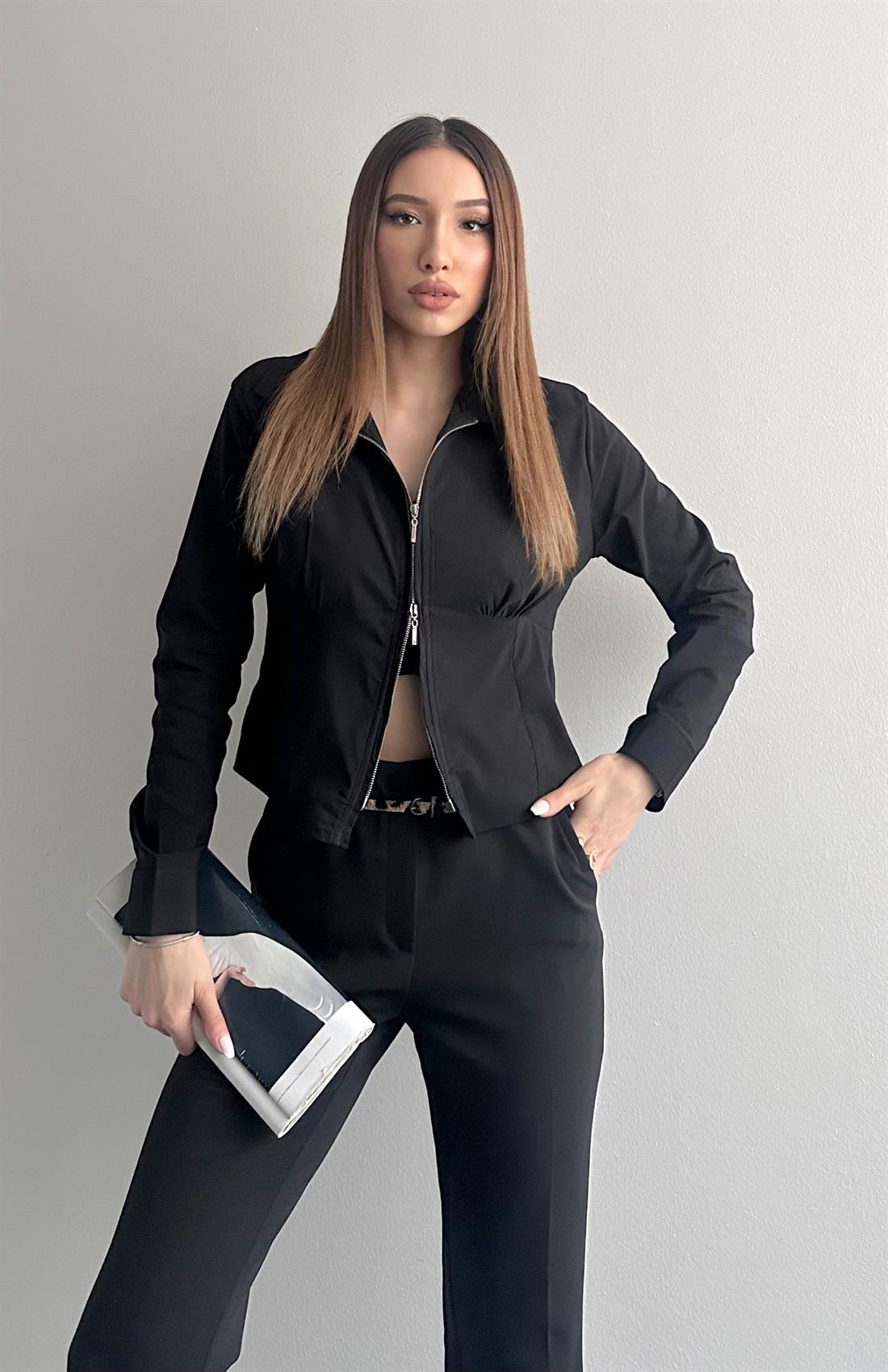 Göğüs Büzgü Detaylı Fermuarlı Bluz SİYAH