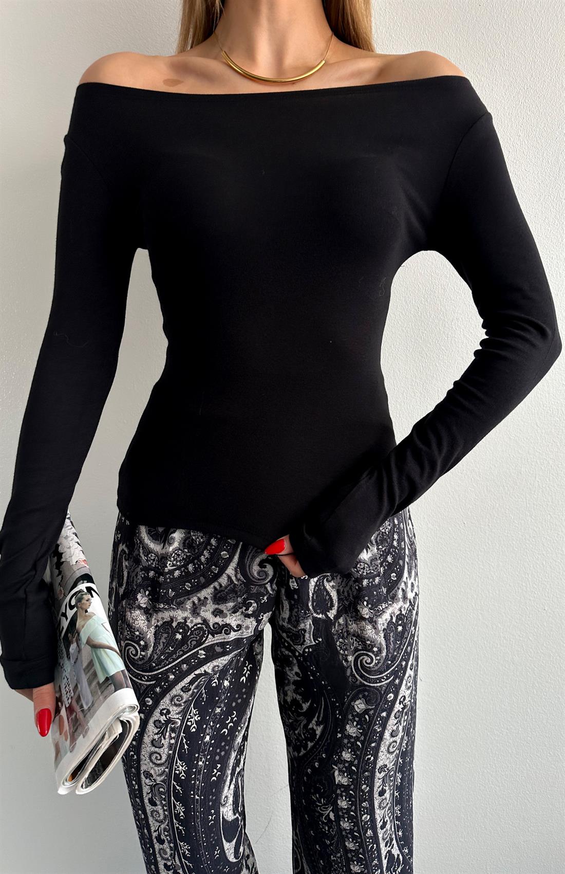 Kayık Yaka Bluz SİYAH