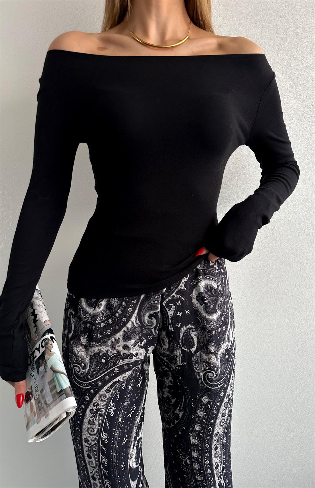 Kayık Yaka Bluz SİYAH