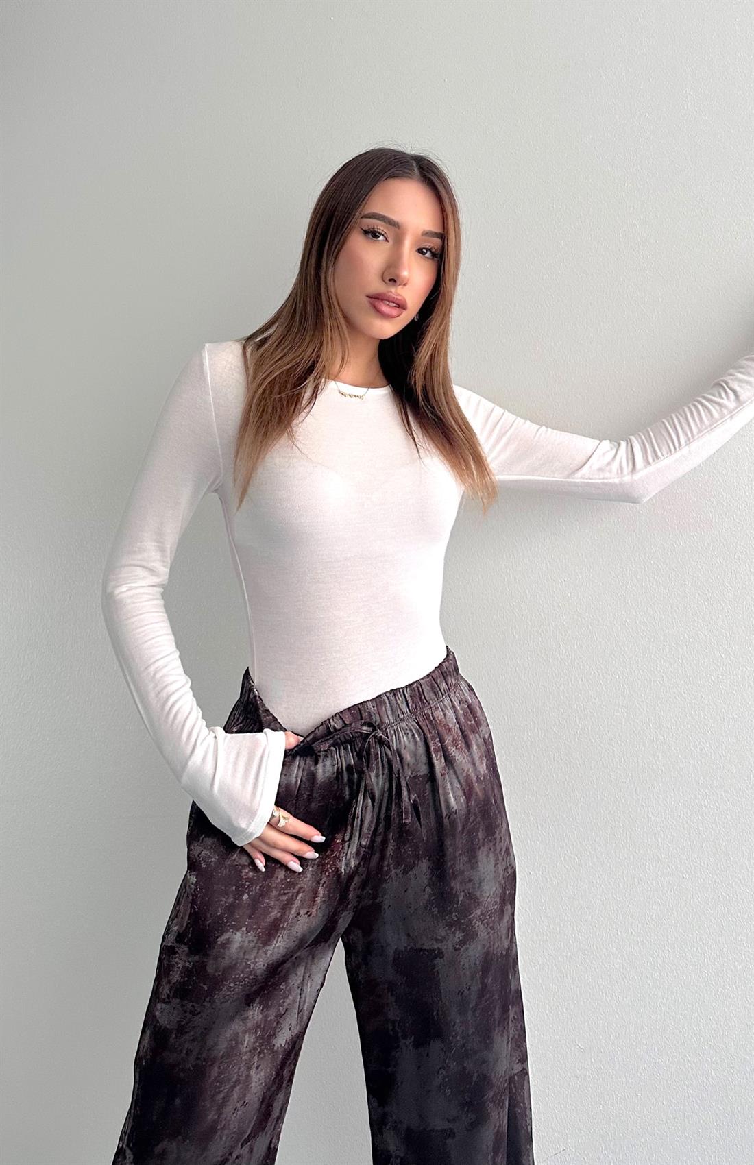 Kayık Yaka Uzun Kollu Bluz EKRU