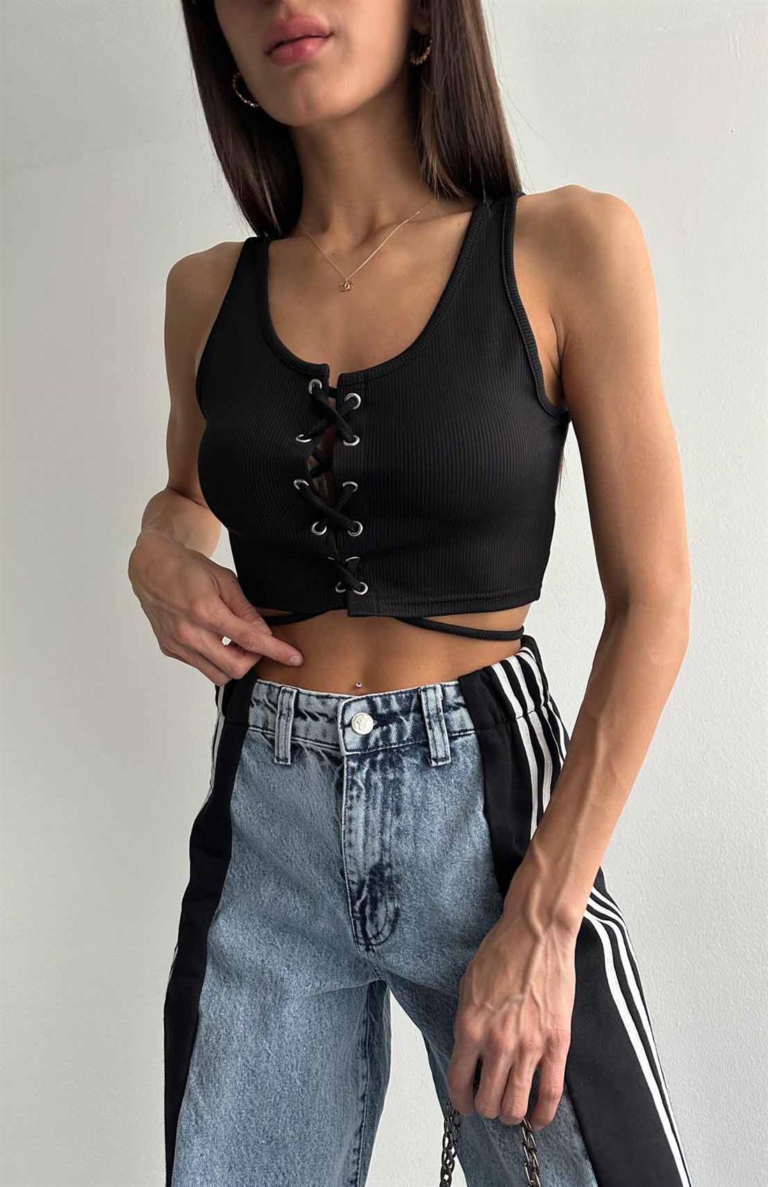 Kuş Gözlü Sıfır Kol Bluz SİYAH