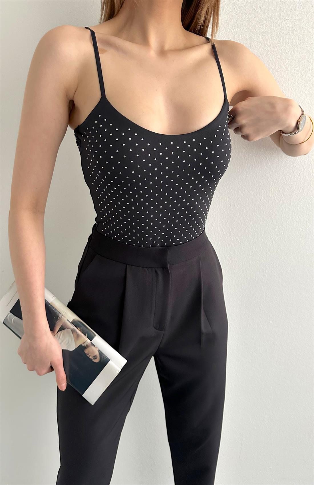 Taş Detaylı Bluz SİYAH