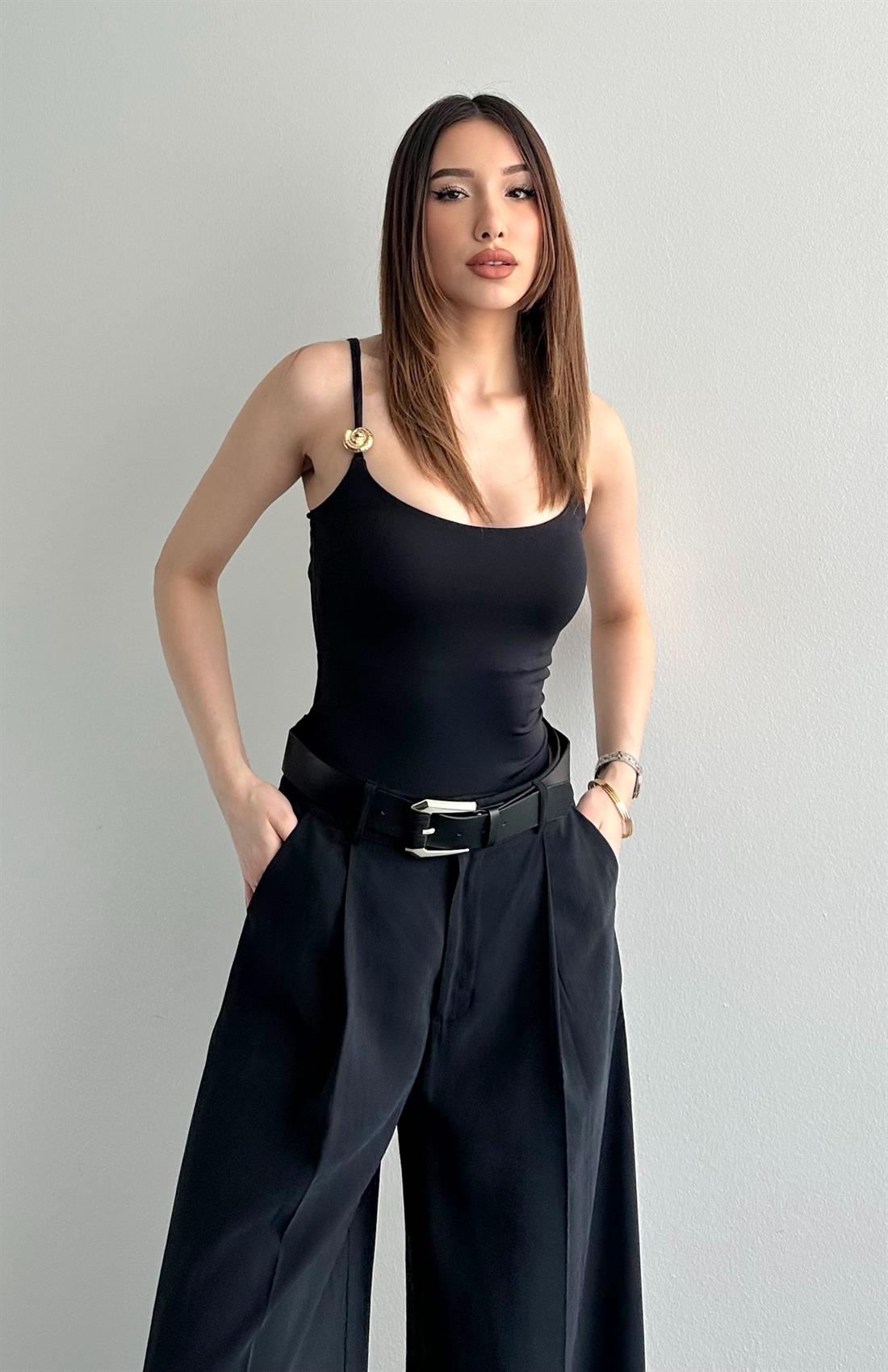 Toka Detaylı Bluz SİYAH
