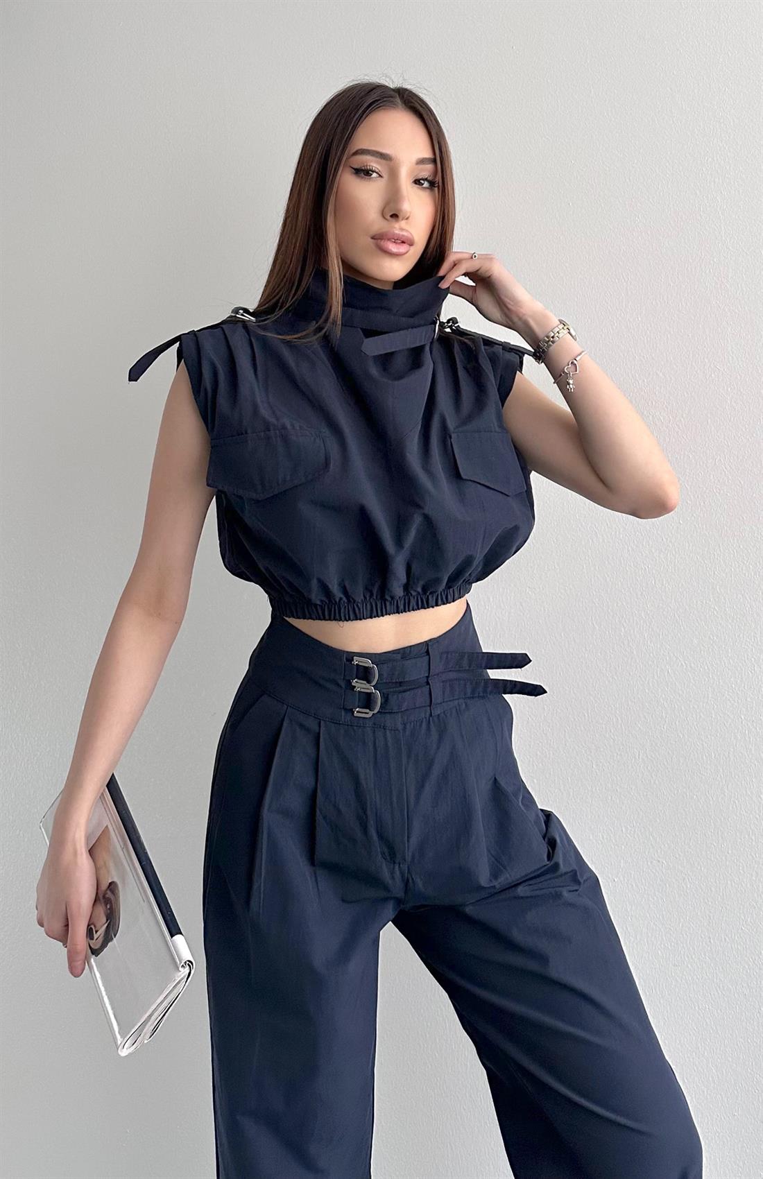Toka Detaylı Crop Bluz LACİVERT
