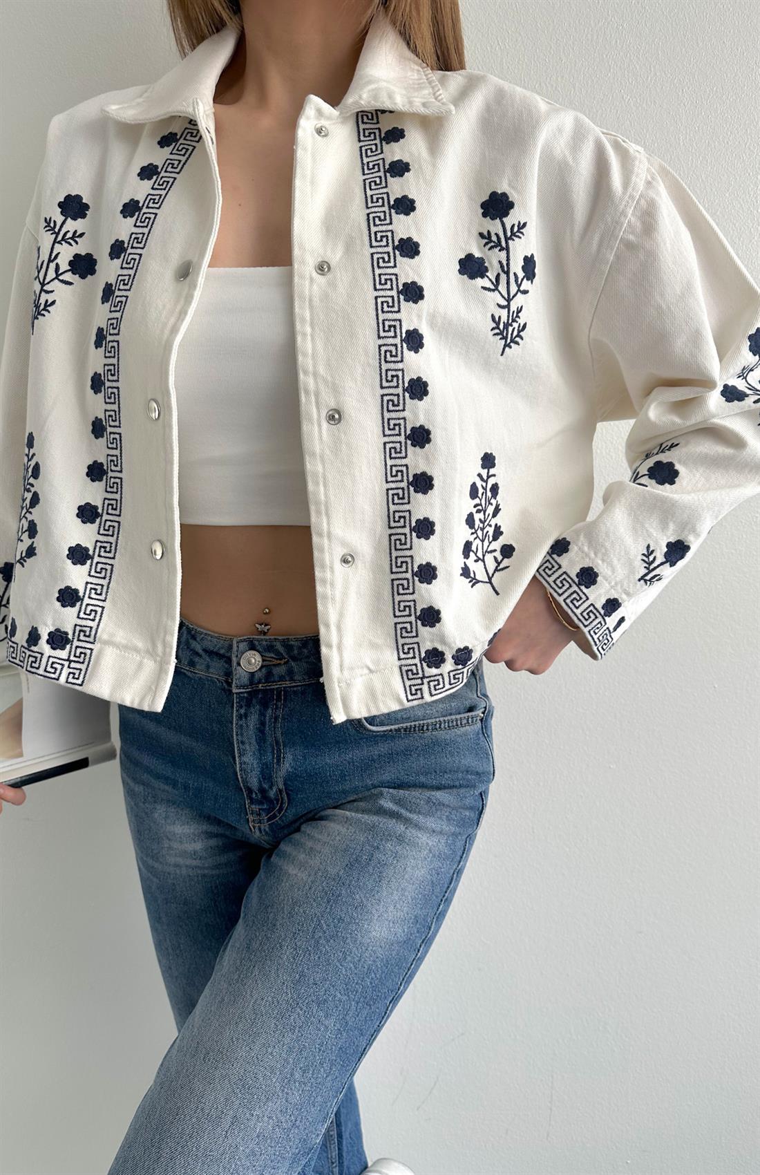 Nakiş Detaylı Ceket BEYAZ