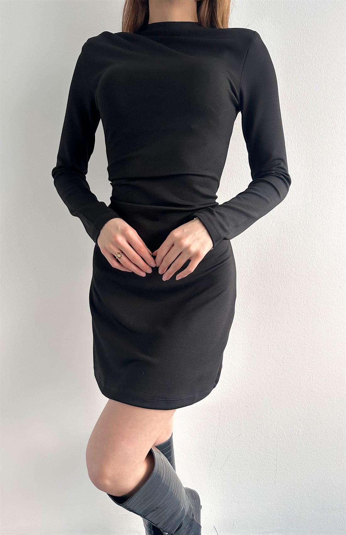 Büzgülü Elbise SİYAH