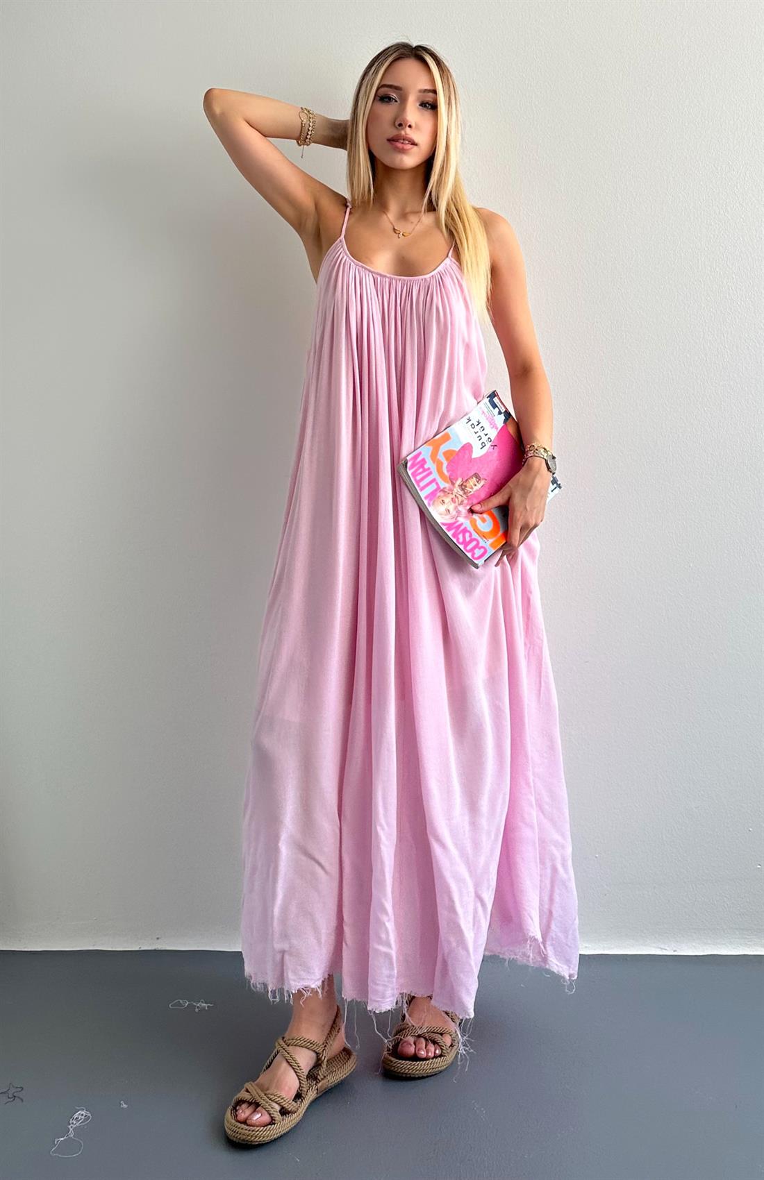 V Yaka Büzgülü Askılı Elbise PEMBE