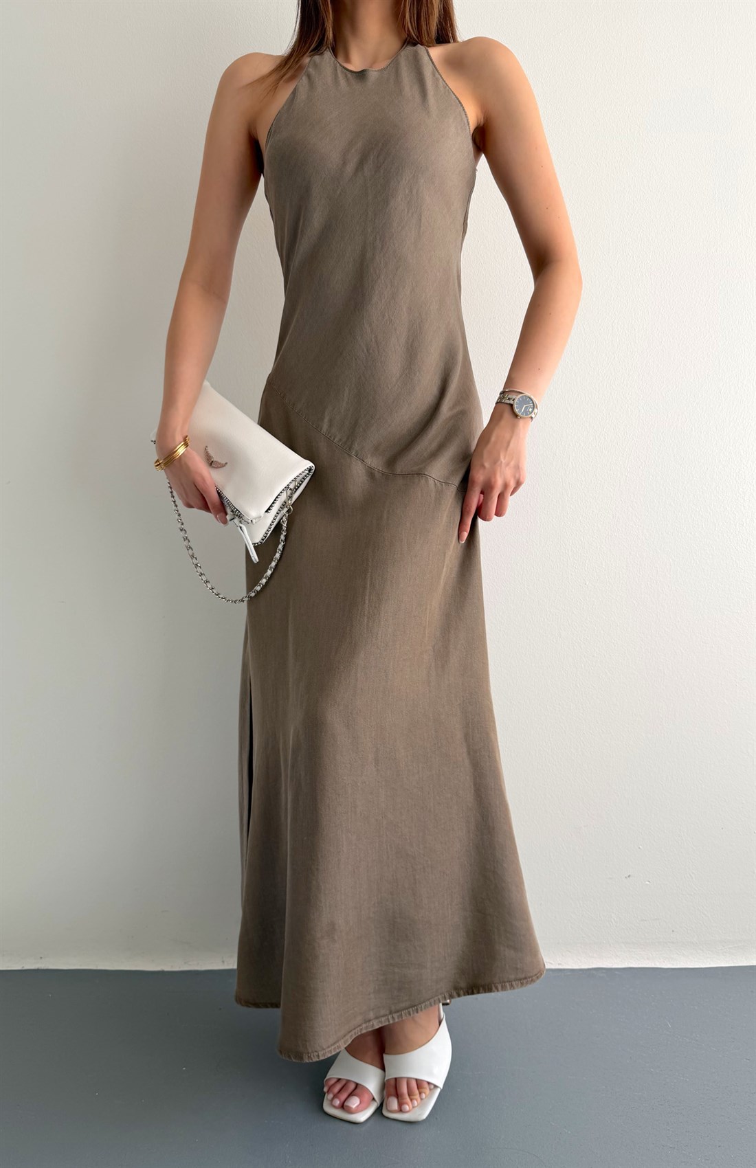 Yakası Cıtcıtlı Tencel Elbise KAHVERENGİ