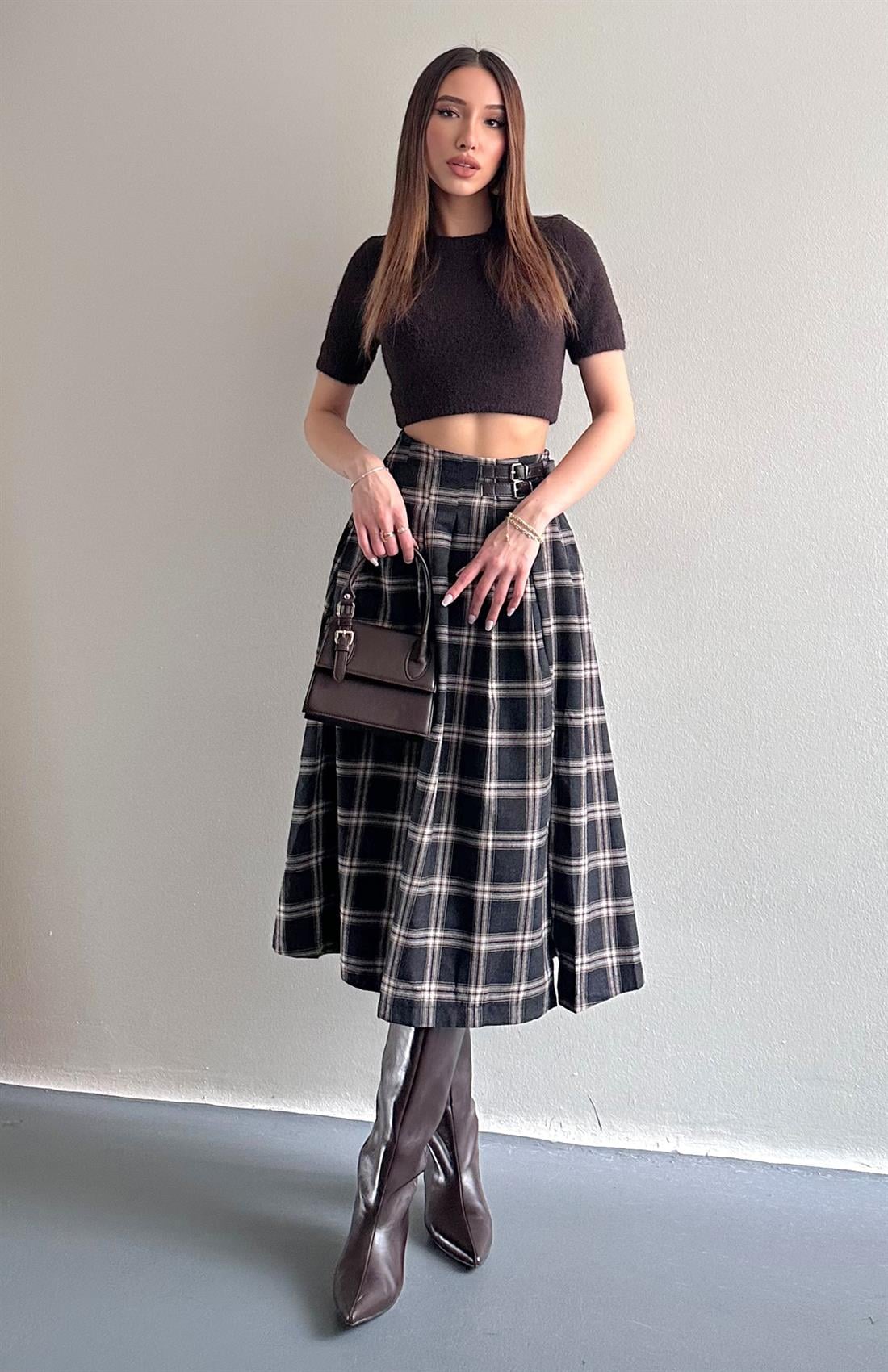 Yırtmaçlı Ekose Etek SİYAH