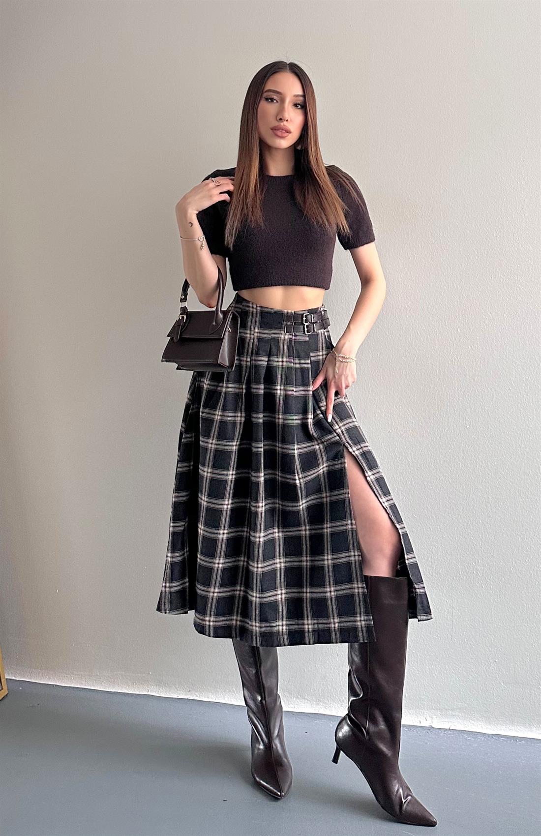 Yırtmaçlı Ekose Etek SİYAH