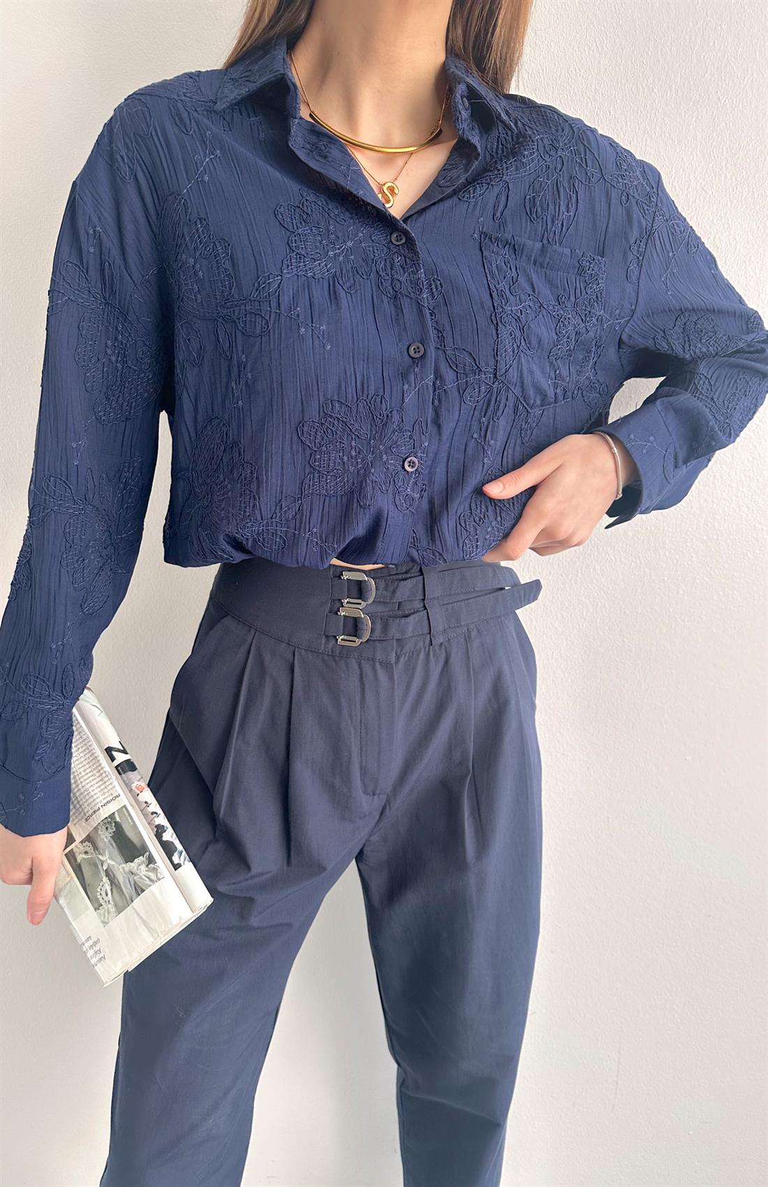 Etek Ucu Bağlamalı Jakarlı Gömlek LACİVERT