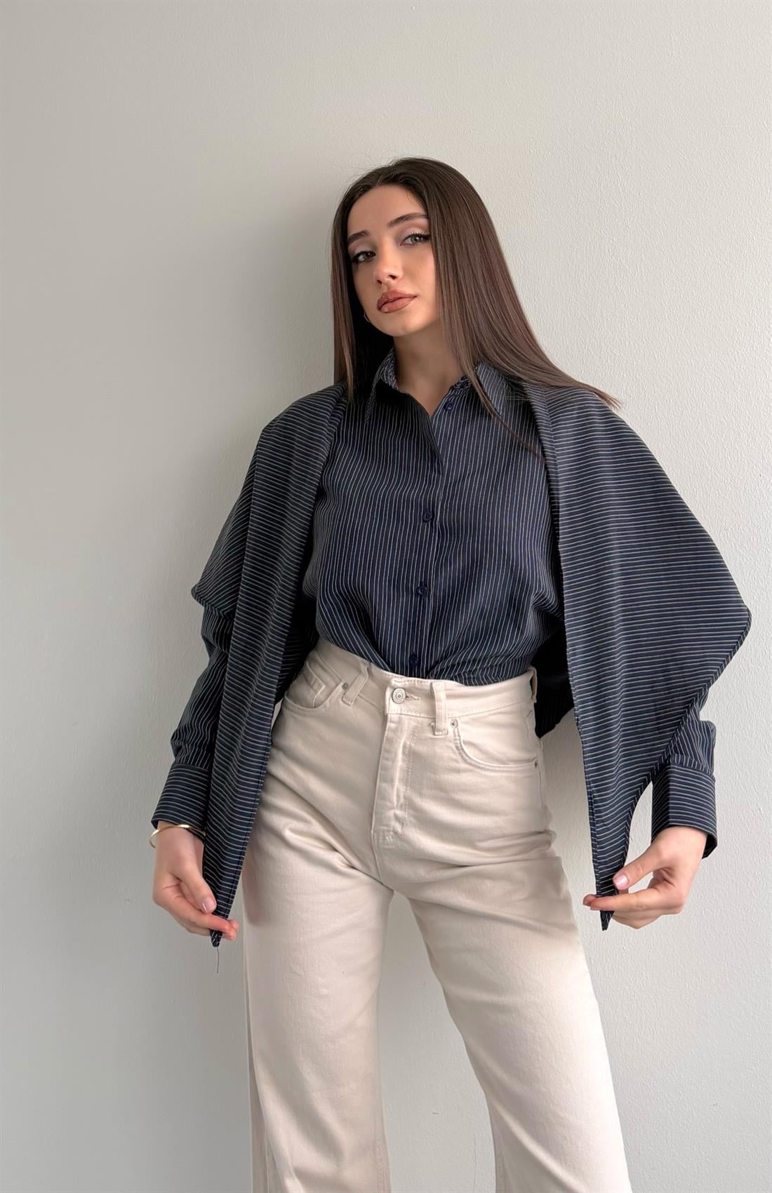 Mendilli Çizgili Gömlek SİYAH