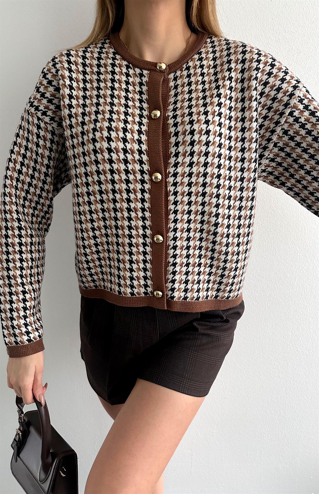 5 Düğmeli Renkli Hırka Kahve-Ekru