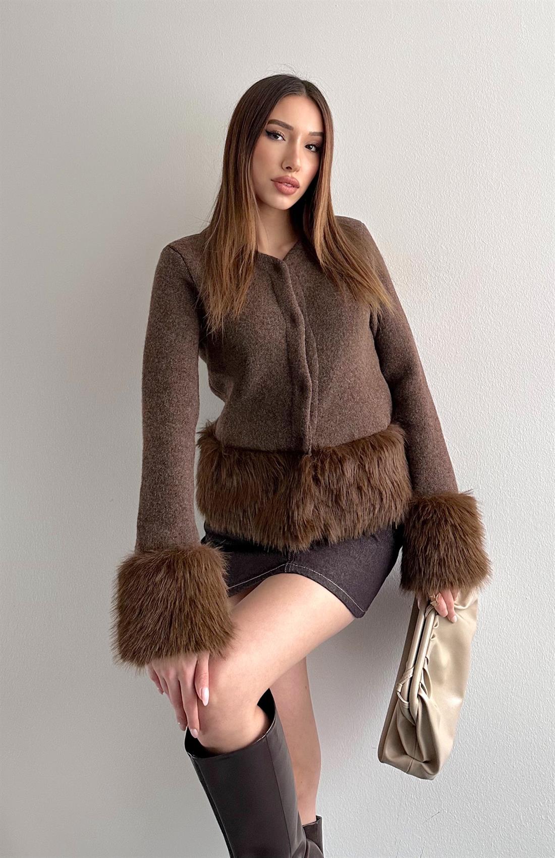 Altı Ve Kolları Tüylü Hırka KAHVERENGİ