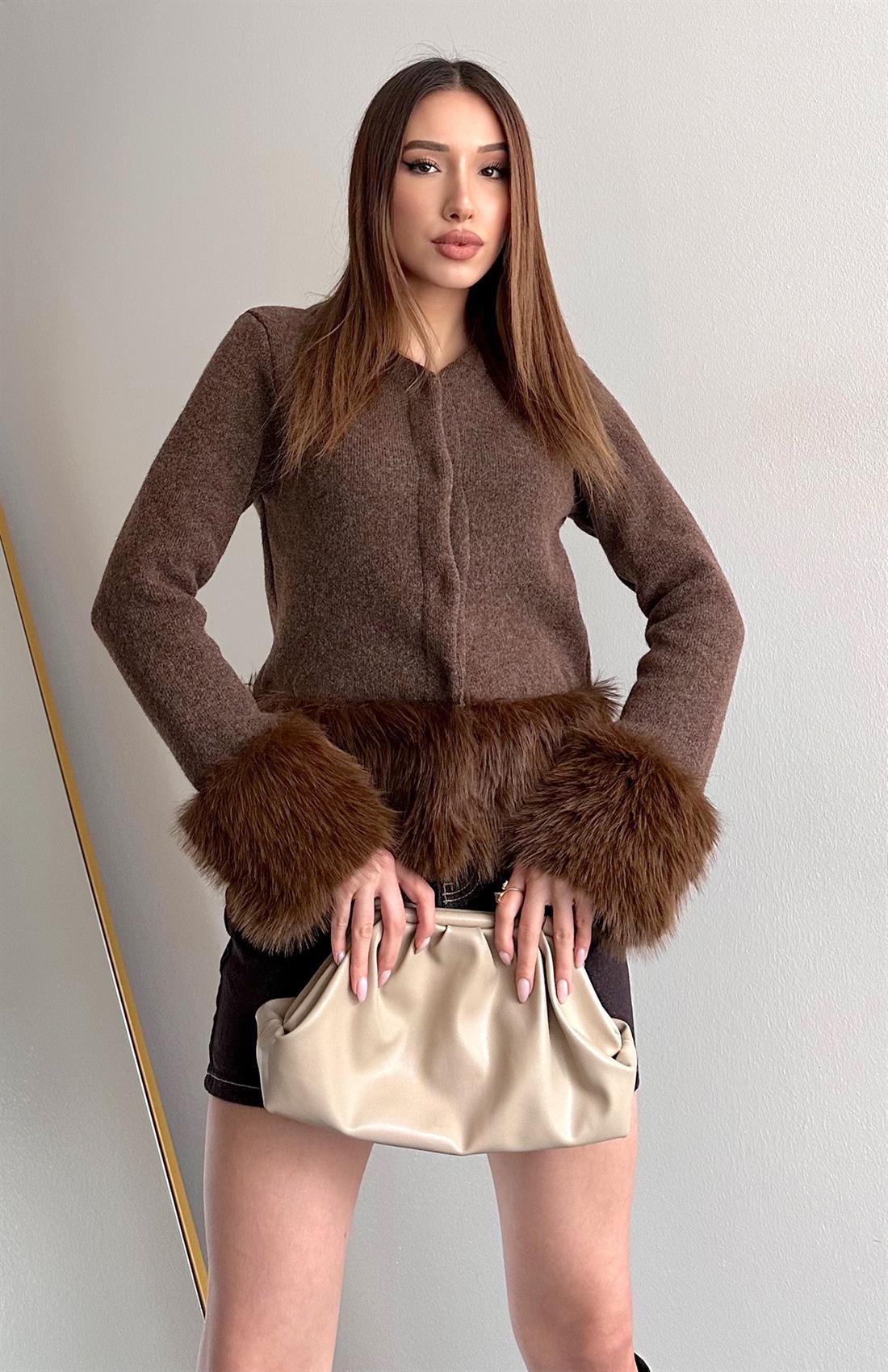 Altı Ve Kolları Tüylü Hırka KAHVERENGİ