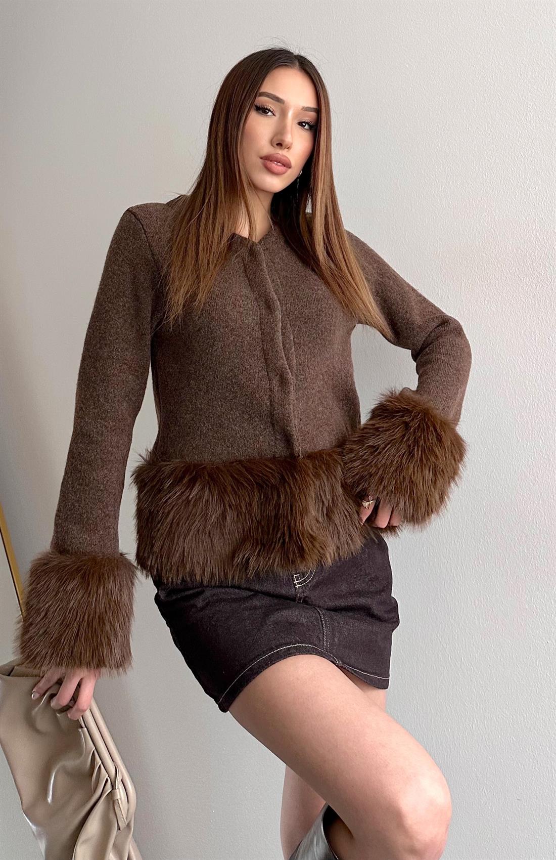 Altı Ve Kolları Tüylü Hırka KAHVERENGİ