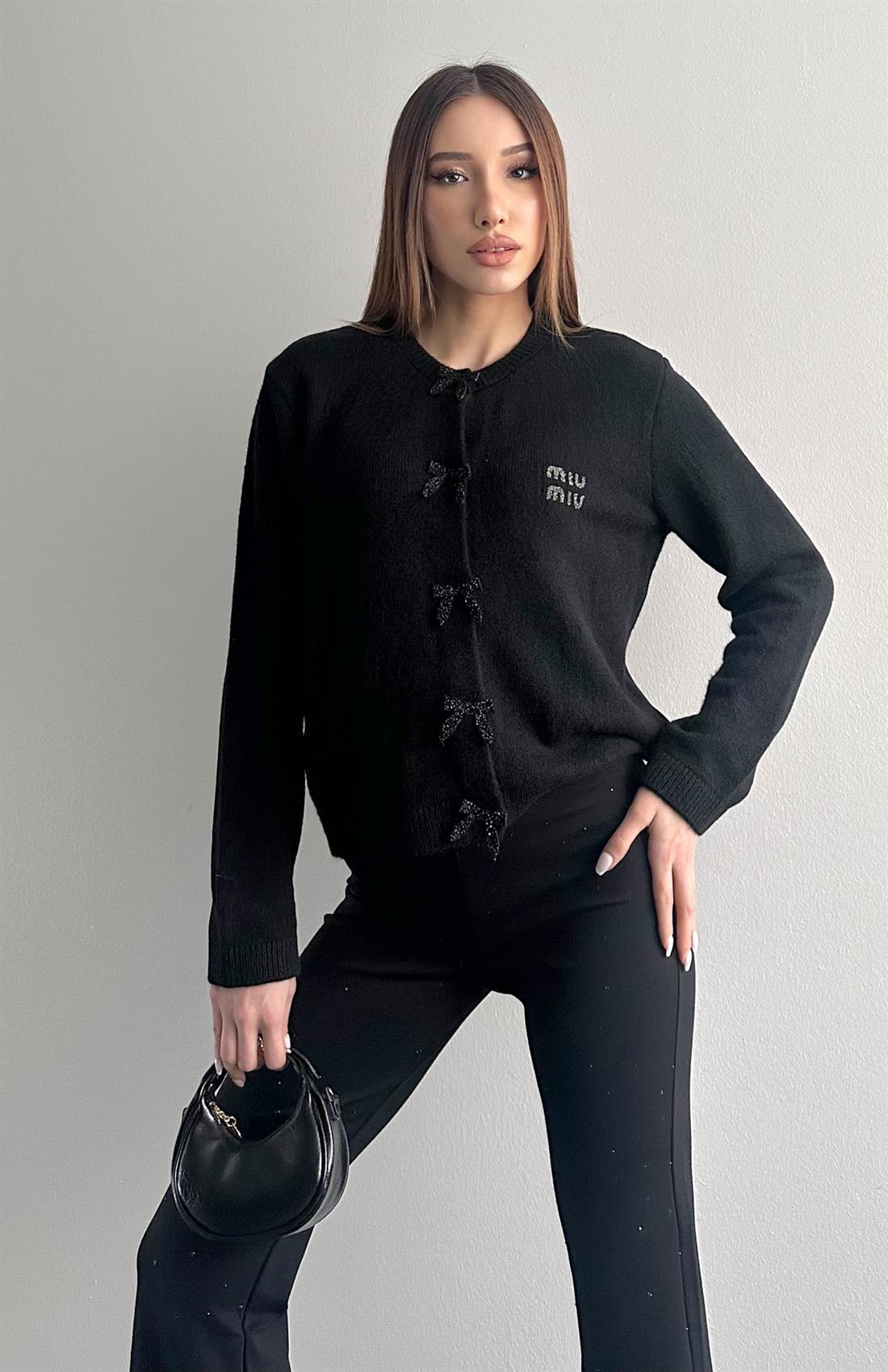 Kurdaleli Hırka SİYAH