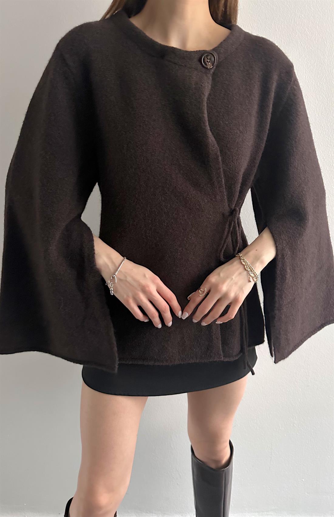 Pelerin Kesim Yün Karışım Triko KAHVERENGİ