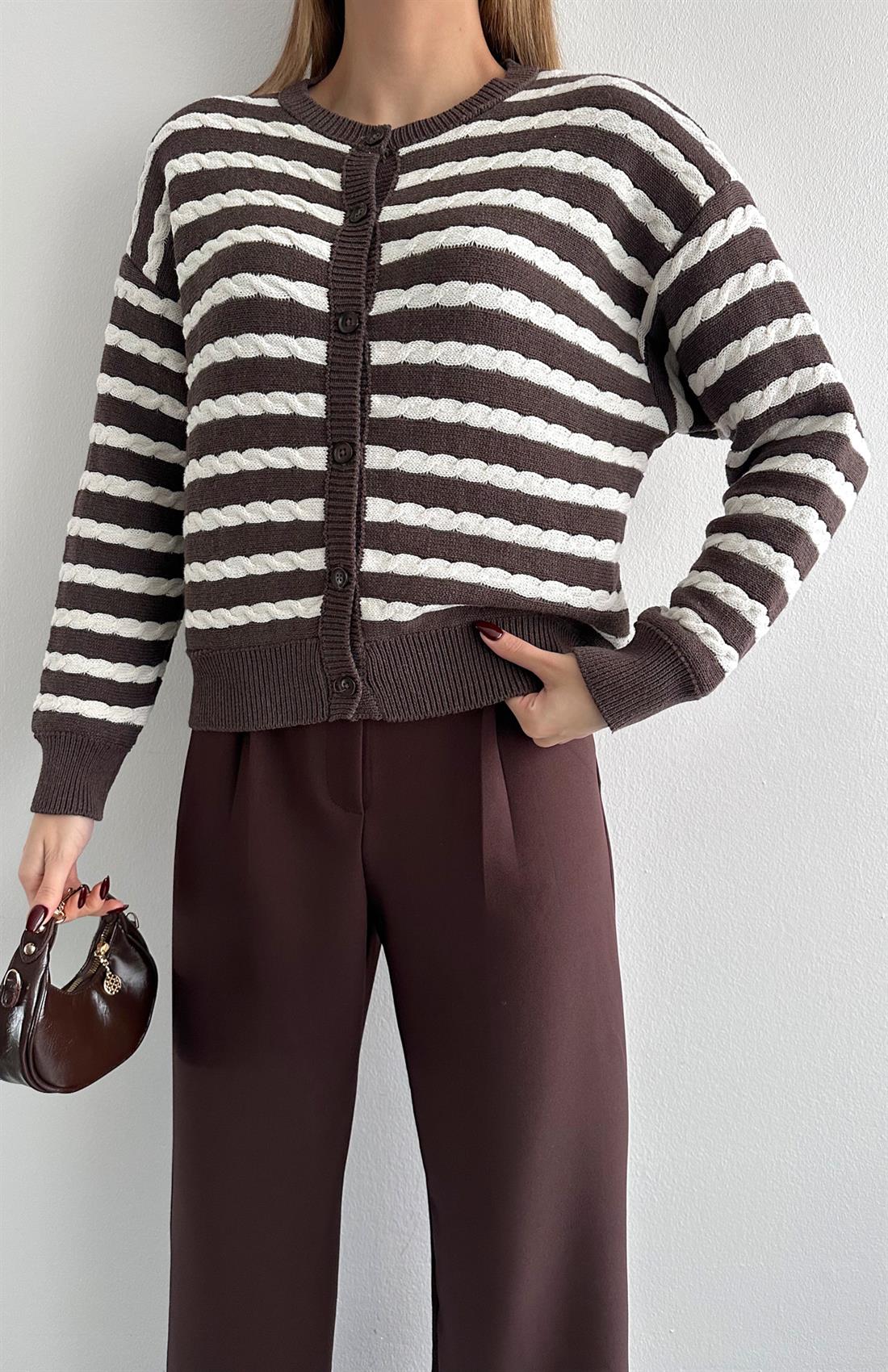 Şaç Örgülü Hırka KAHVERENGİ